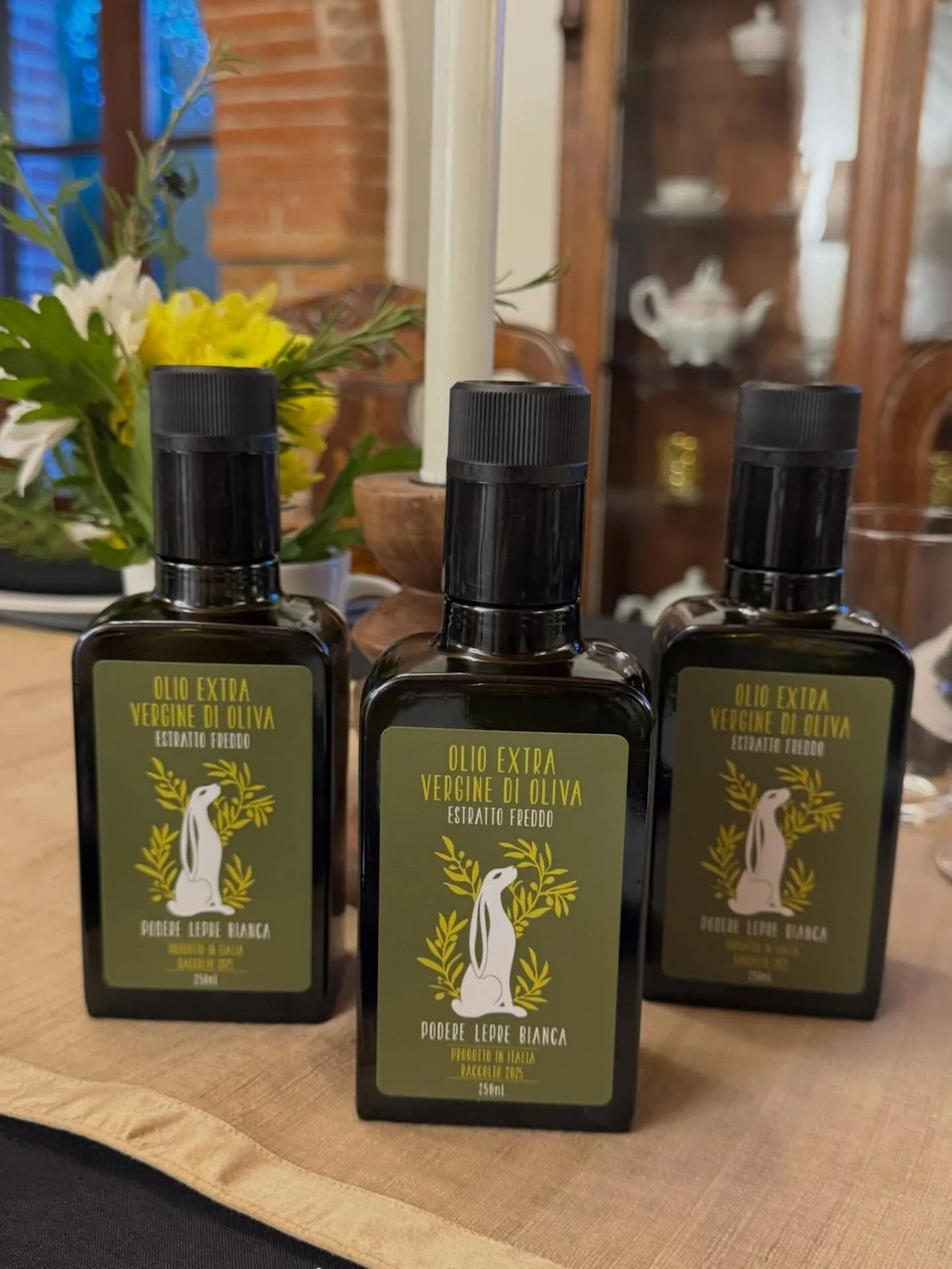 Our Olive Oil &ldquo;Podere Lepre Bianca&rdquo; is Now Available in the USA🇺🇸

After months of navigating exports, regulations, and a few headaches along the way&hellip; our olive oil has finally arrived.

What started as a passion project in Tusca