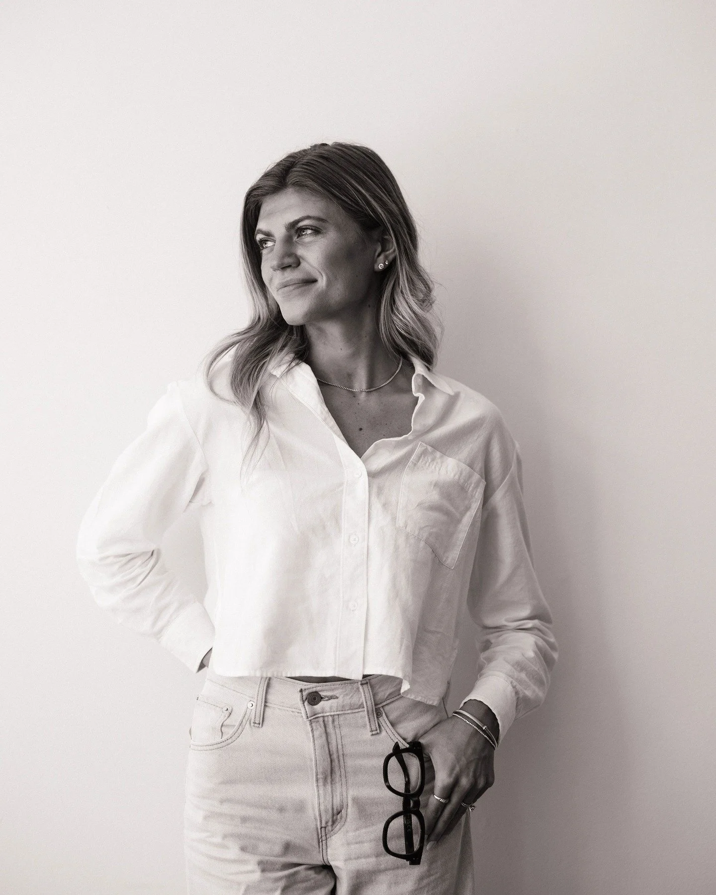 Hi, I&rsquo;m Audrey&mdash; the designer, strategist, and creator behind Noble.
I am passionate about helping brands grow through intentional design, thoughtful storytelling, and strategy-led marketing. Every project is built to feel aligned, authent