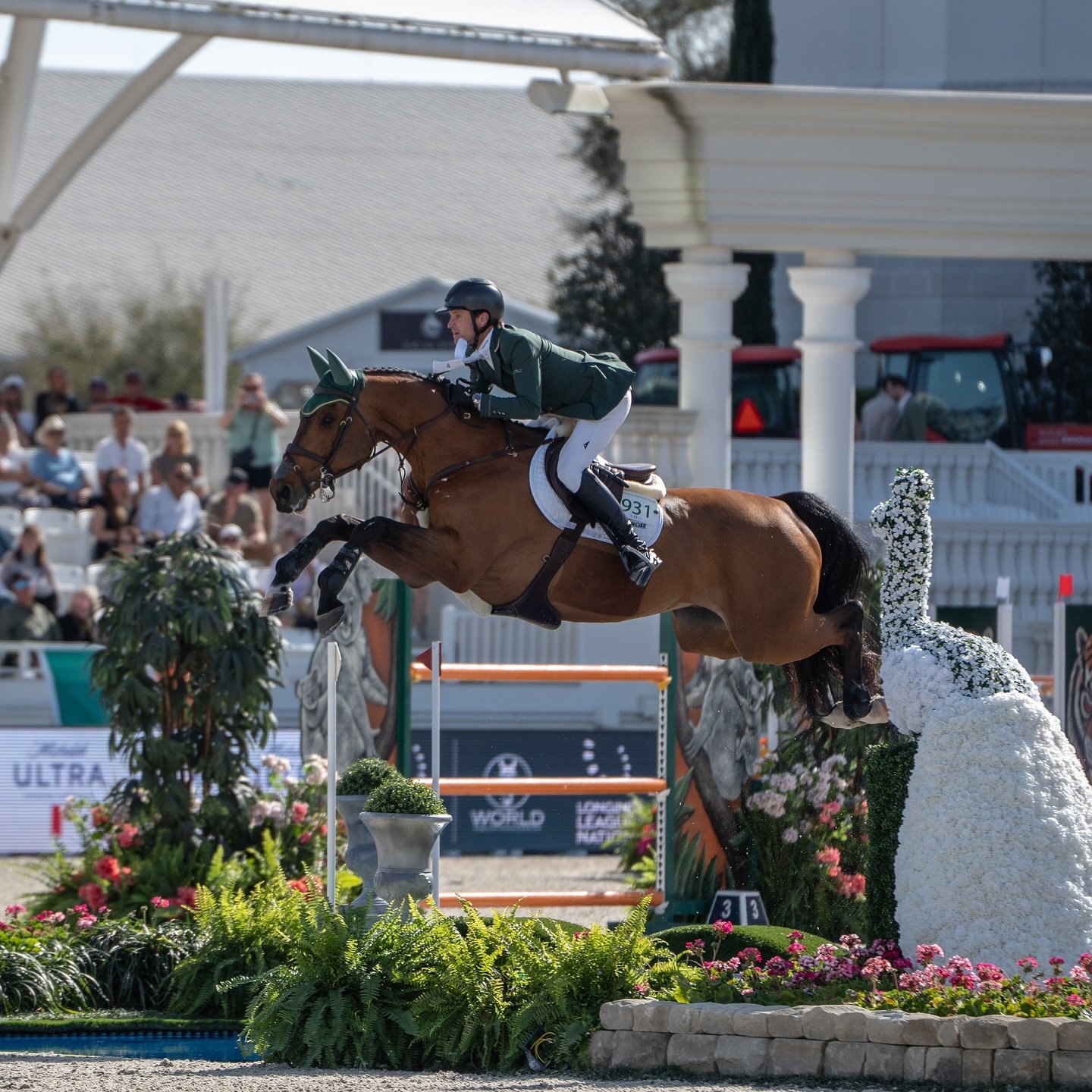 Moments from the Longines League of Nations Ocala.
💐✨🇺🇸✨ 💐
Shot on @sonyalpha A6700 with a @tamronamericas 70-180mm f/2.8 Di III VXD

Also, a very special thank you to @hcruden for being such a huge help to me over the weekend! Truly couldn&rsquo