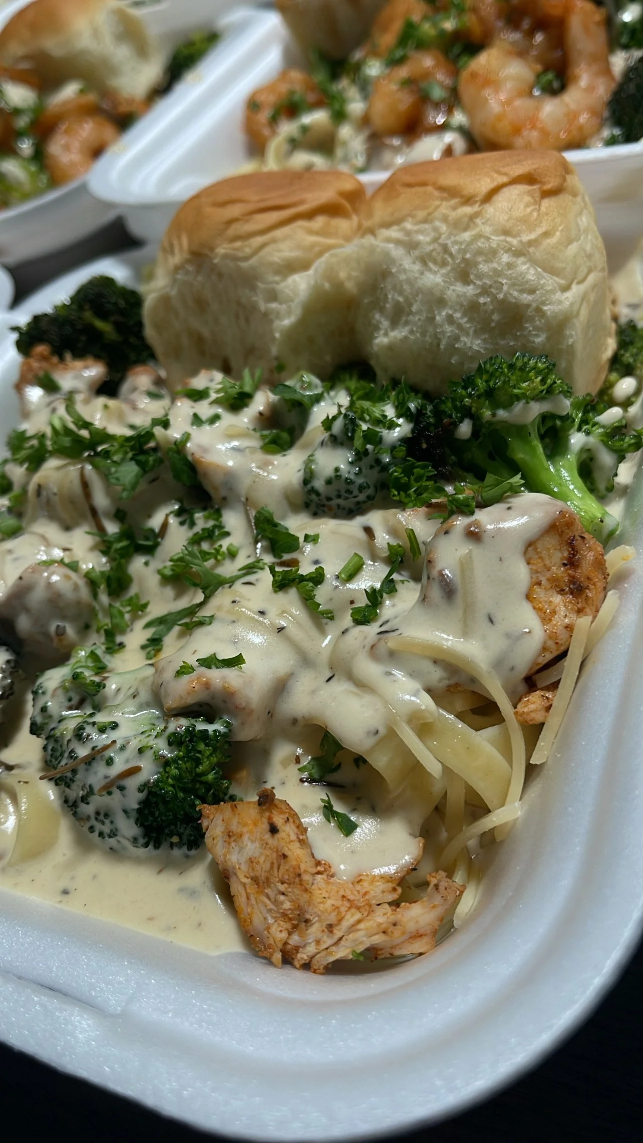 Chic & Shrimp Alfredo