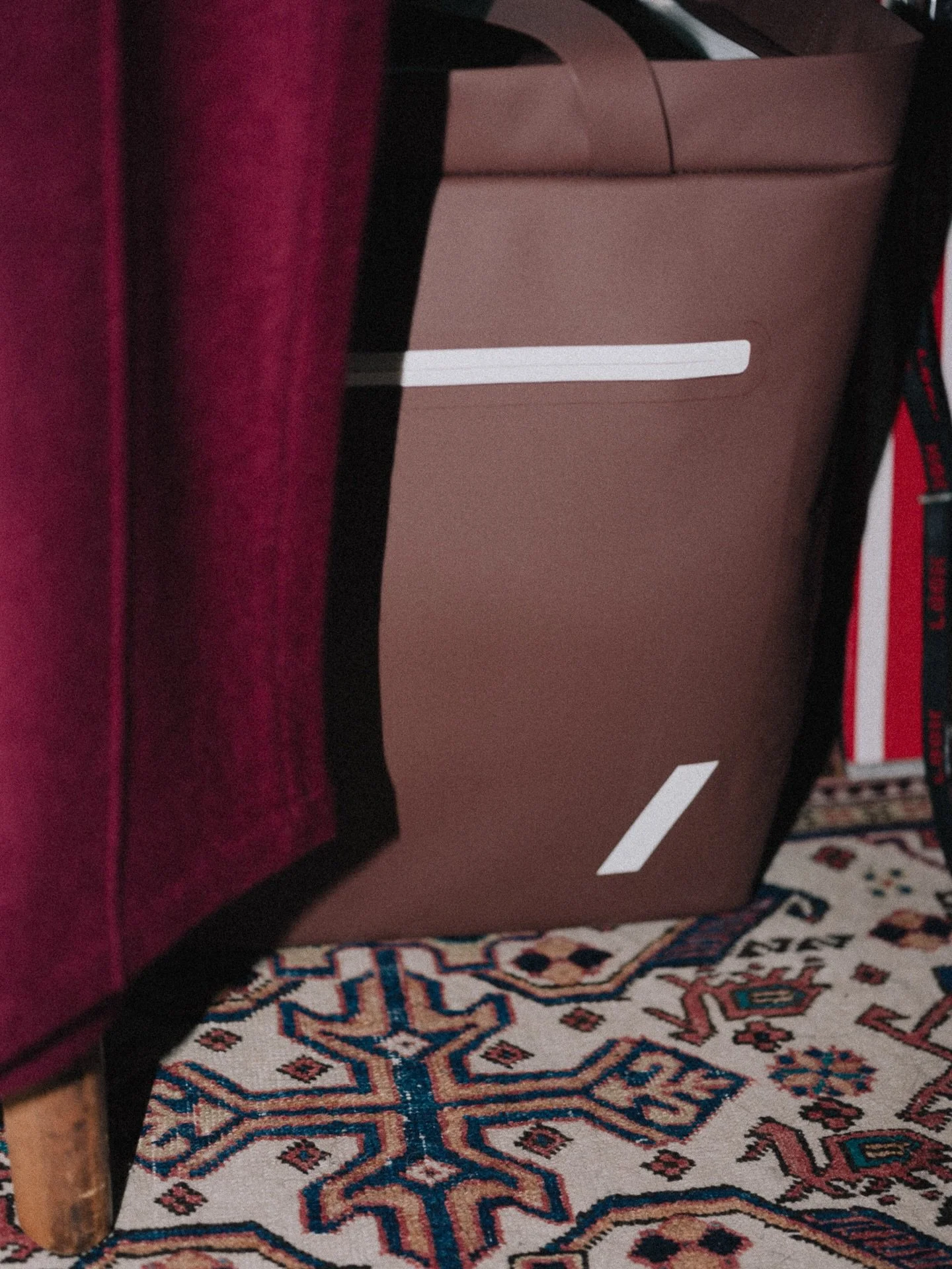 Simple, classic, made to move with style.
#explorersofallstripes #movedifferent #explore #adventure #style