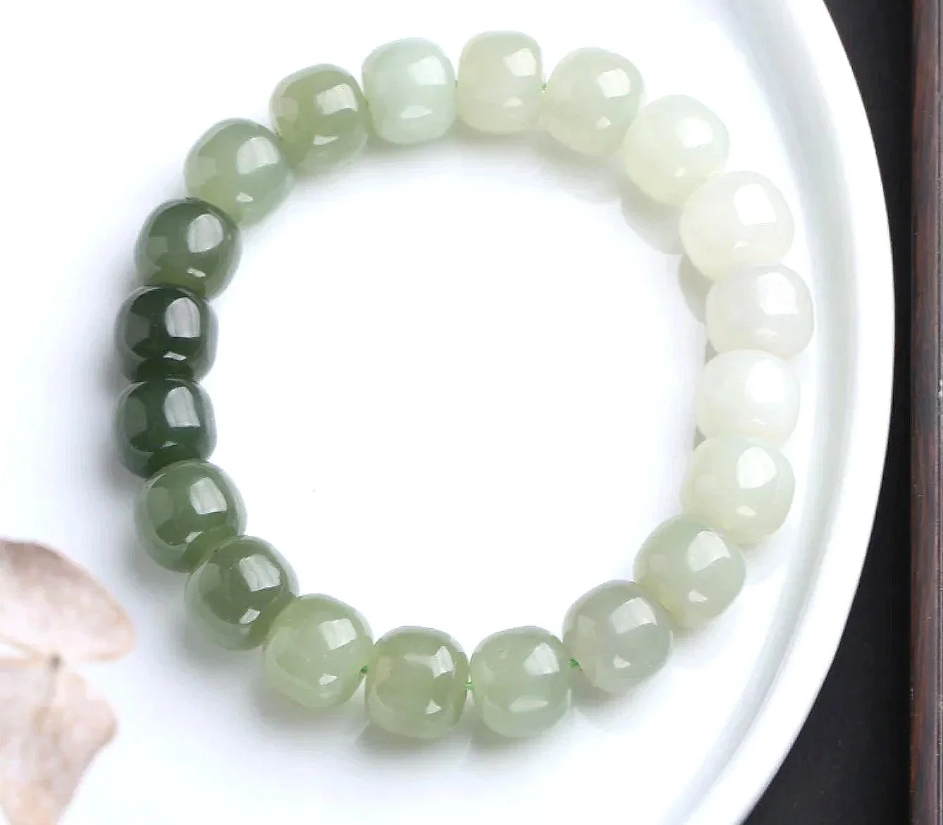 Gradient Jade Barrel Beads