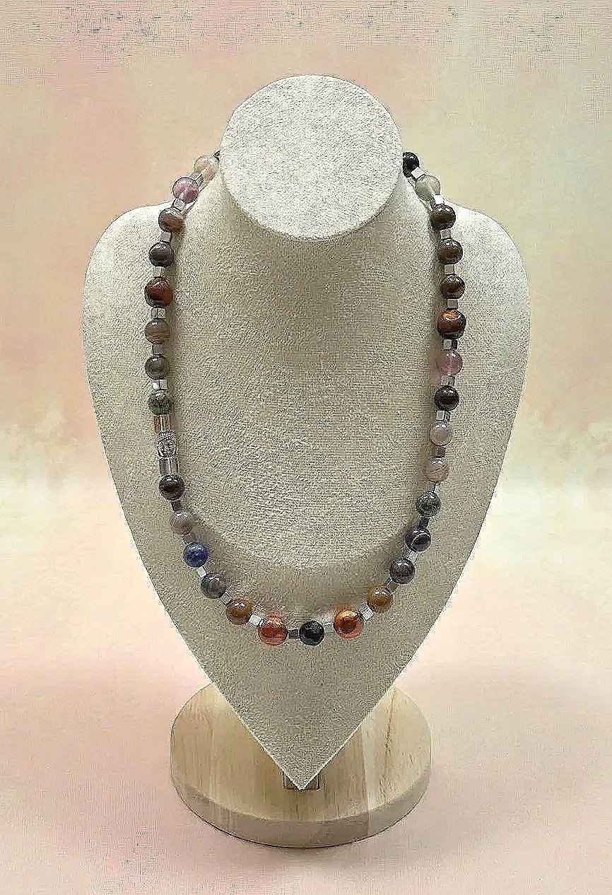 Multi%2BBead%2BMIx%2Bwith%2BSilver%2BCubes%2Band%2BBuddha%2BAccent%2BBead%2B21.5.jpg
