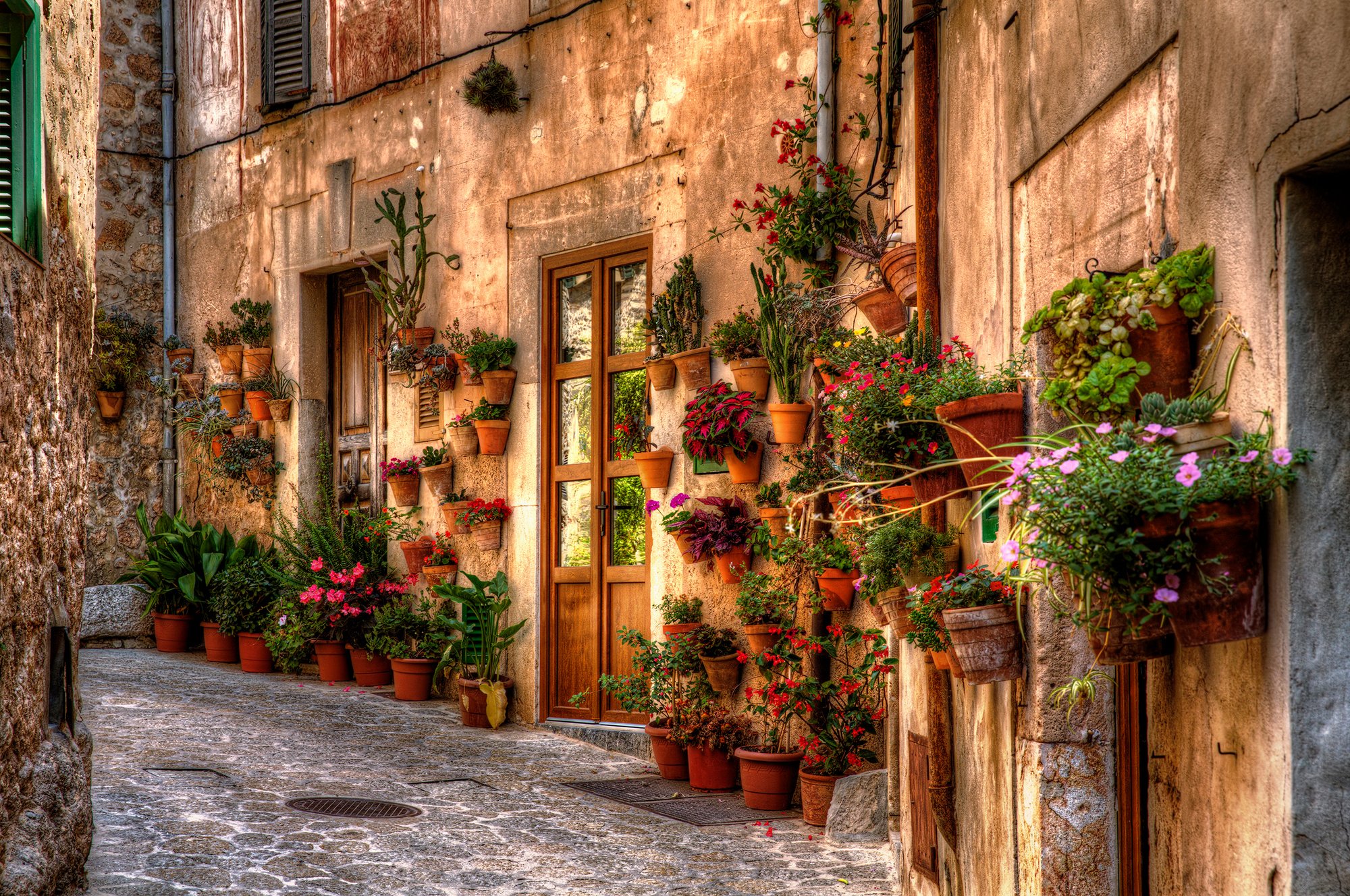 MALLORCA Travel Guide .pdf-image-019.jpg