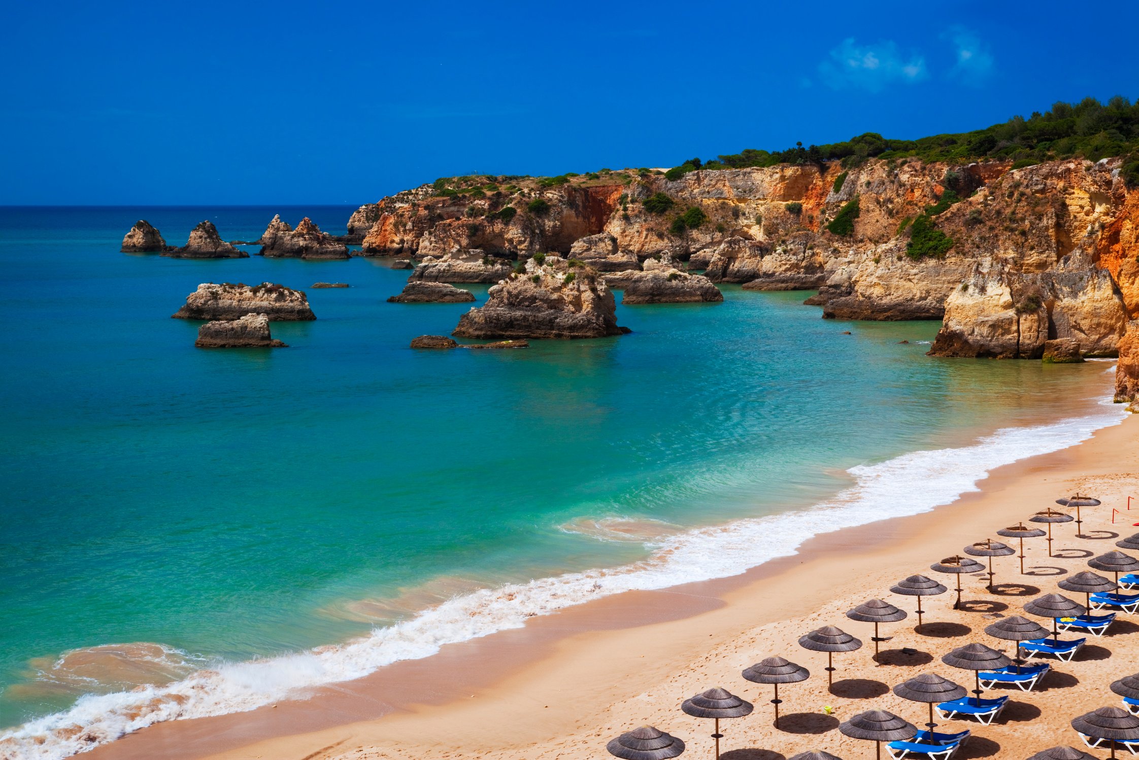 Portugal Travel Guide (1).pdf-image-016.jpg