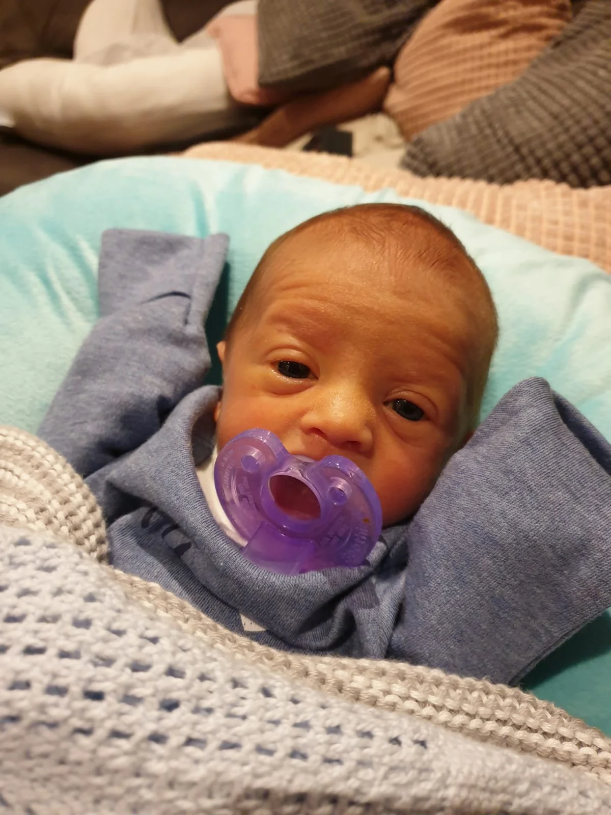 Why Tesco’s free premature baby sleepsuits are such a big deal     (especially for preemie parents)