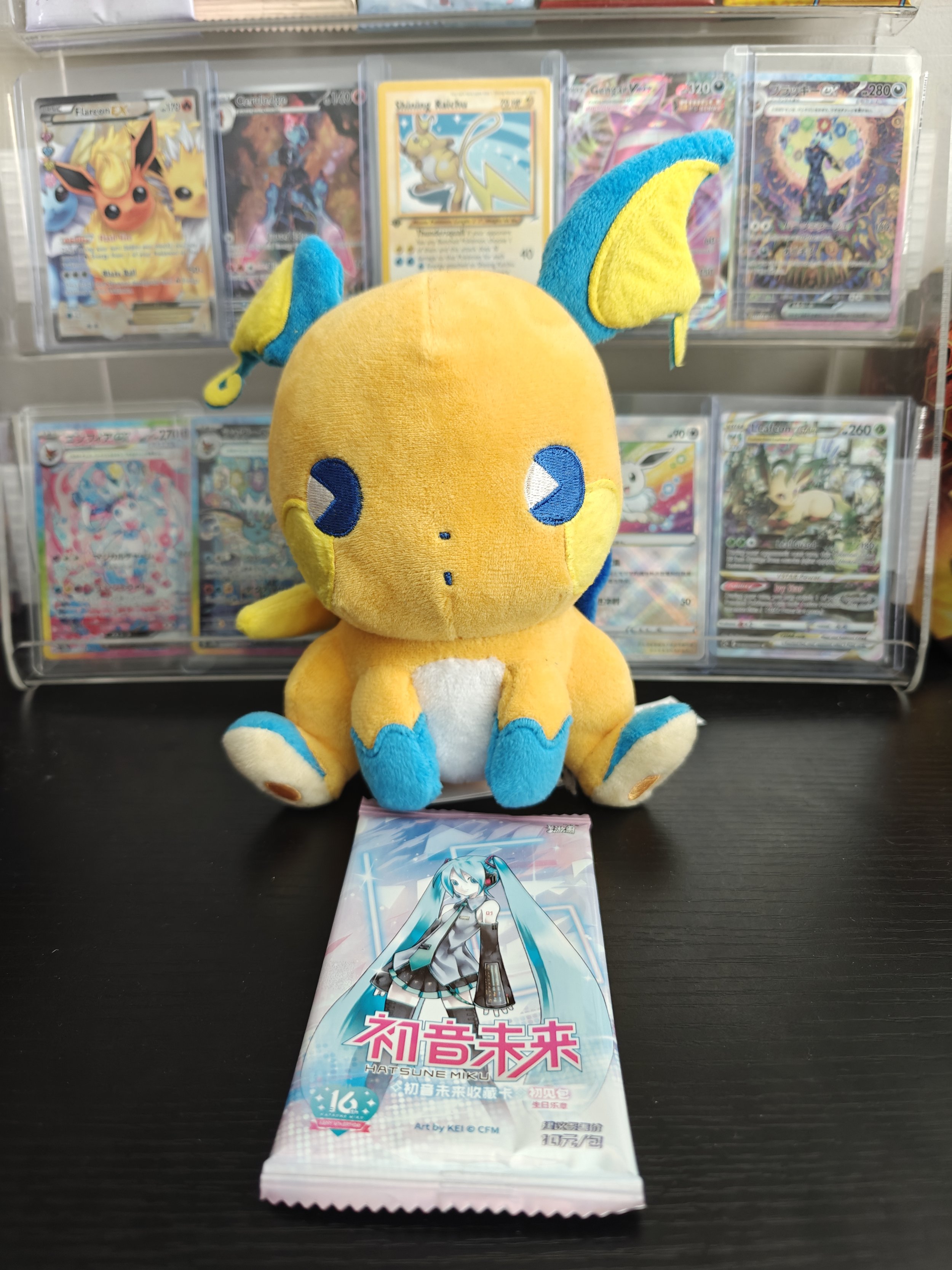 Miku 16th Birthday Booster pack