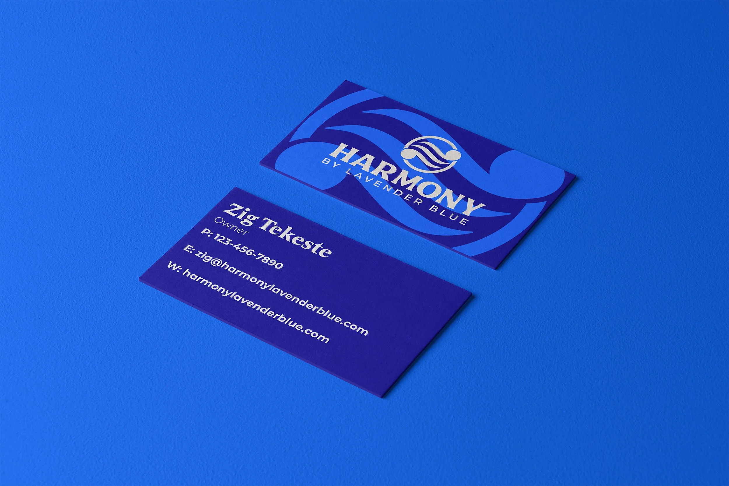01US-Business-Card.jpg