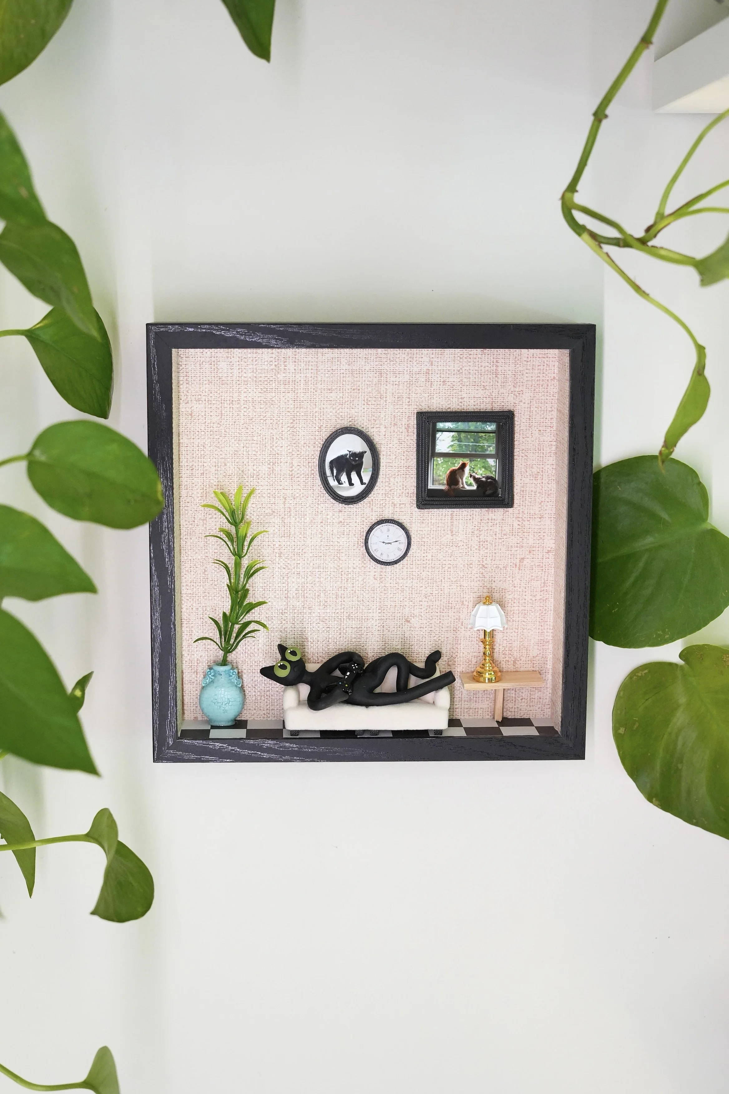 Things to do in Portland, Oregon. Local artist. Unique cat art. Diorama art. Tiana Lenos. Portland Saturday Market. Tiana's Clay. Kiwi the cat. Custom pet art. Cat lover gift. miniatures. 