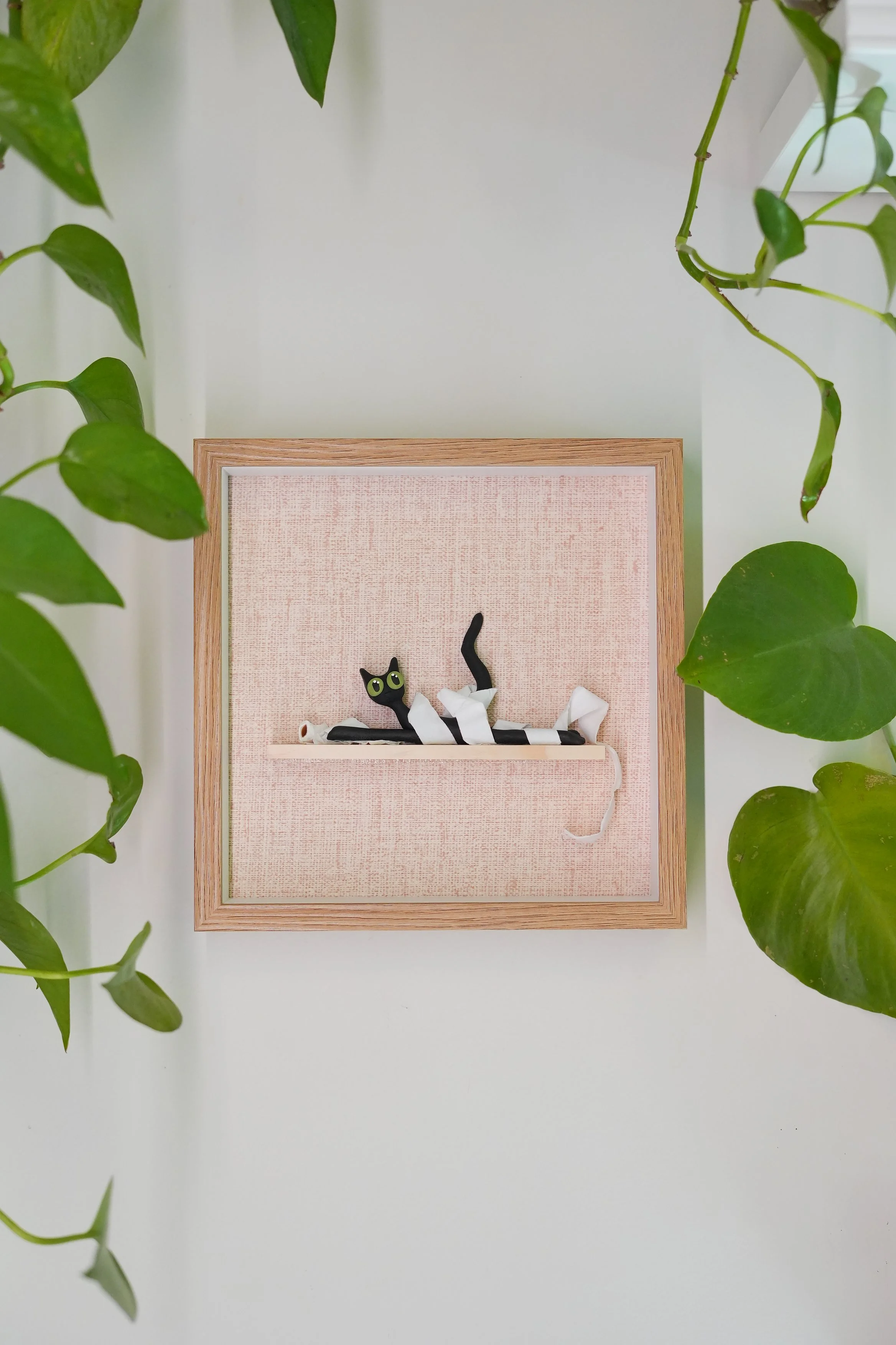 Things to do in Portland, Oregon. Local artist. Unique cat art. Diorama art. Tiana Lenos. Portland Saturday Market. Tiana's Clay. kiwi the cat. Custom pet art. cat lover gift. miniatures. 