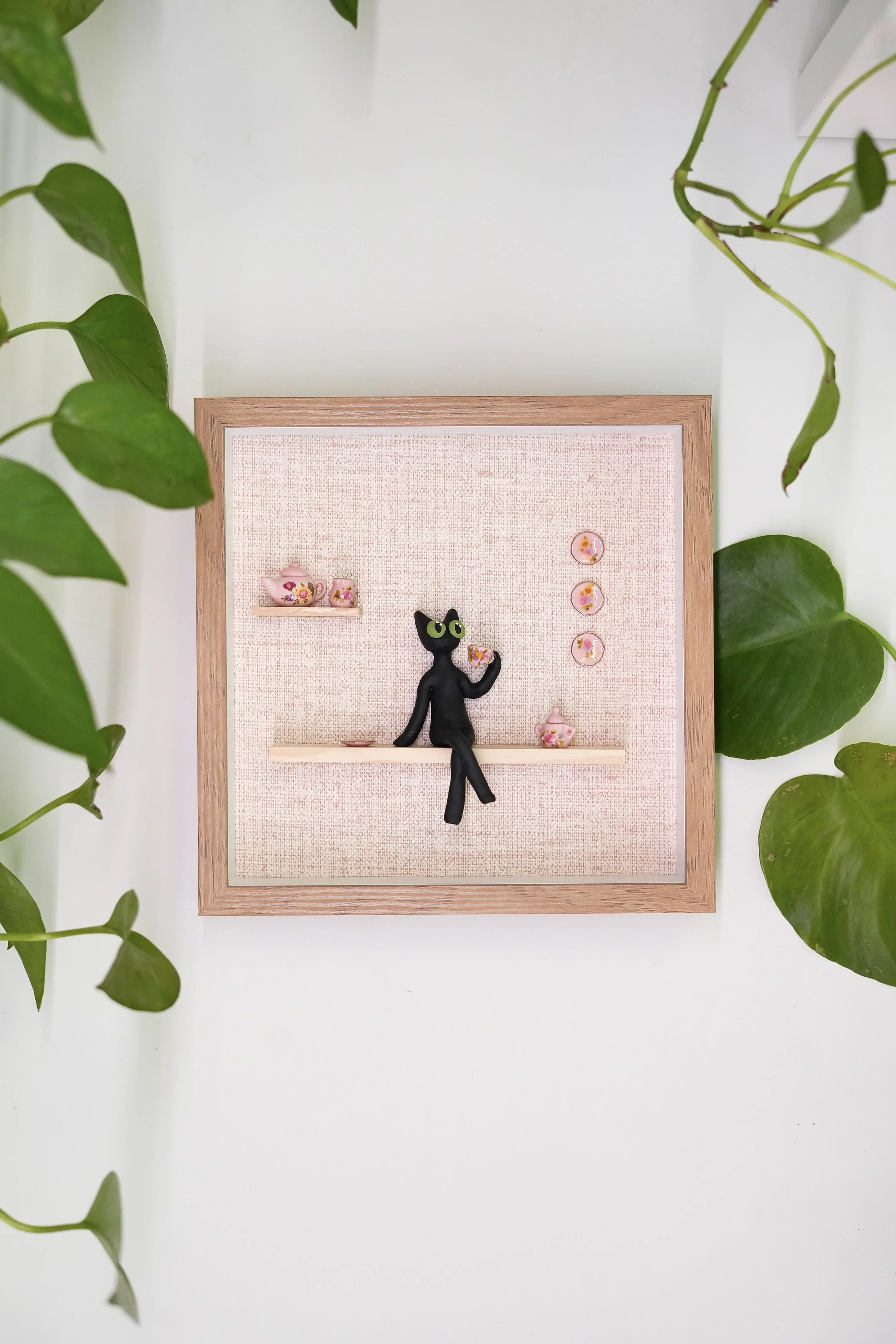 Things to do in Portland, Oregon. Local artist. Unique cat art. Diorama art. Tiana Lenos. Portland Saturday Market. Tiana's Clay. kiwi the cat. Custom pet art. cat lover gift. miniatures. 