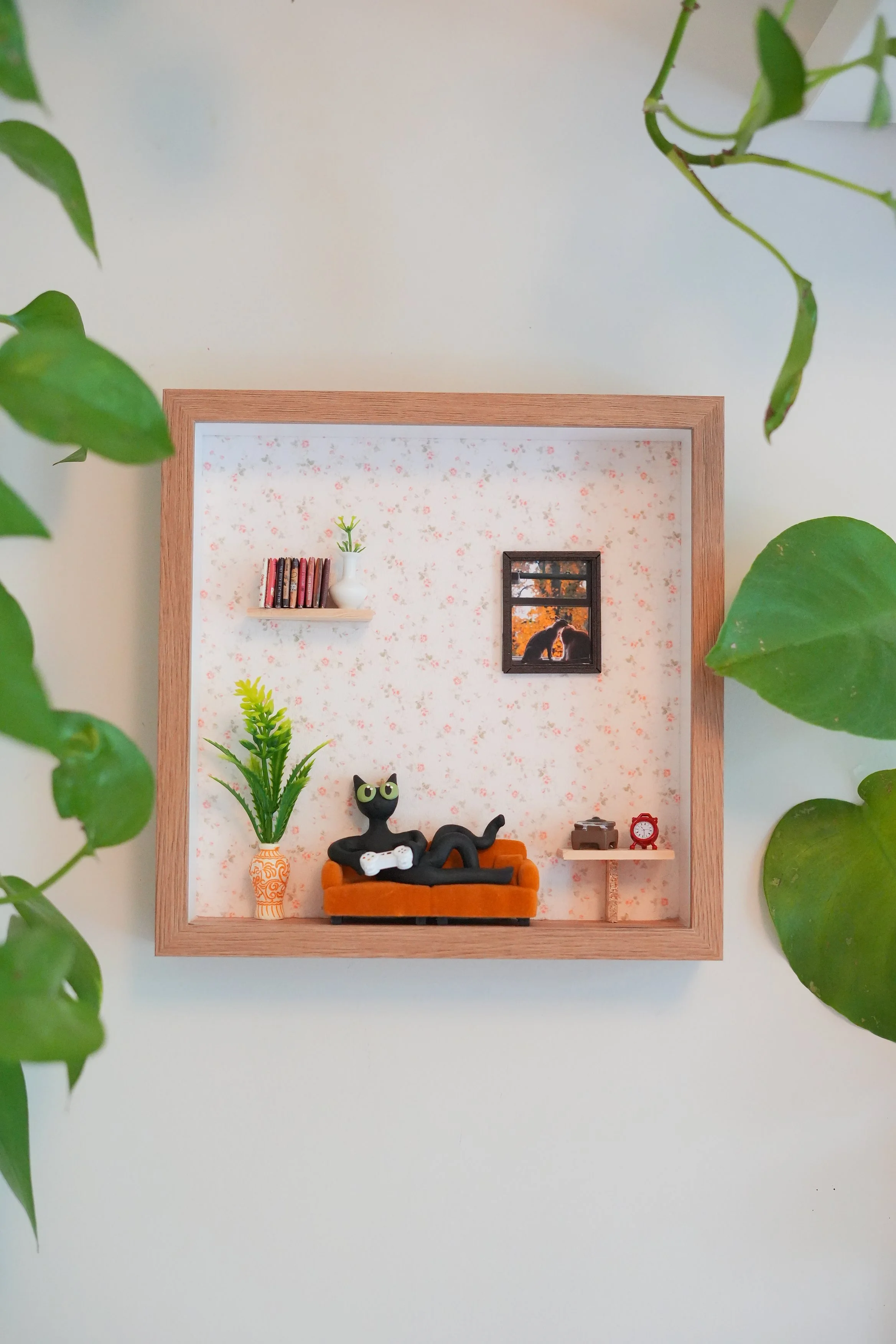 Things to do in Portland oregon. local artist. unique cat art. diorama art. tiana lenos. portland saturday market. tiana's clay. kiwi the cat. custom pet art. cat lover gift.9 lives left art