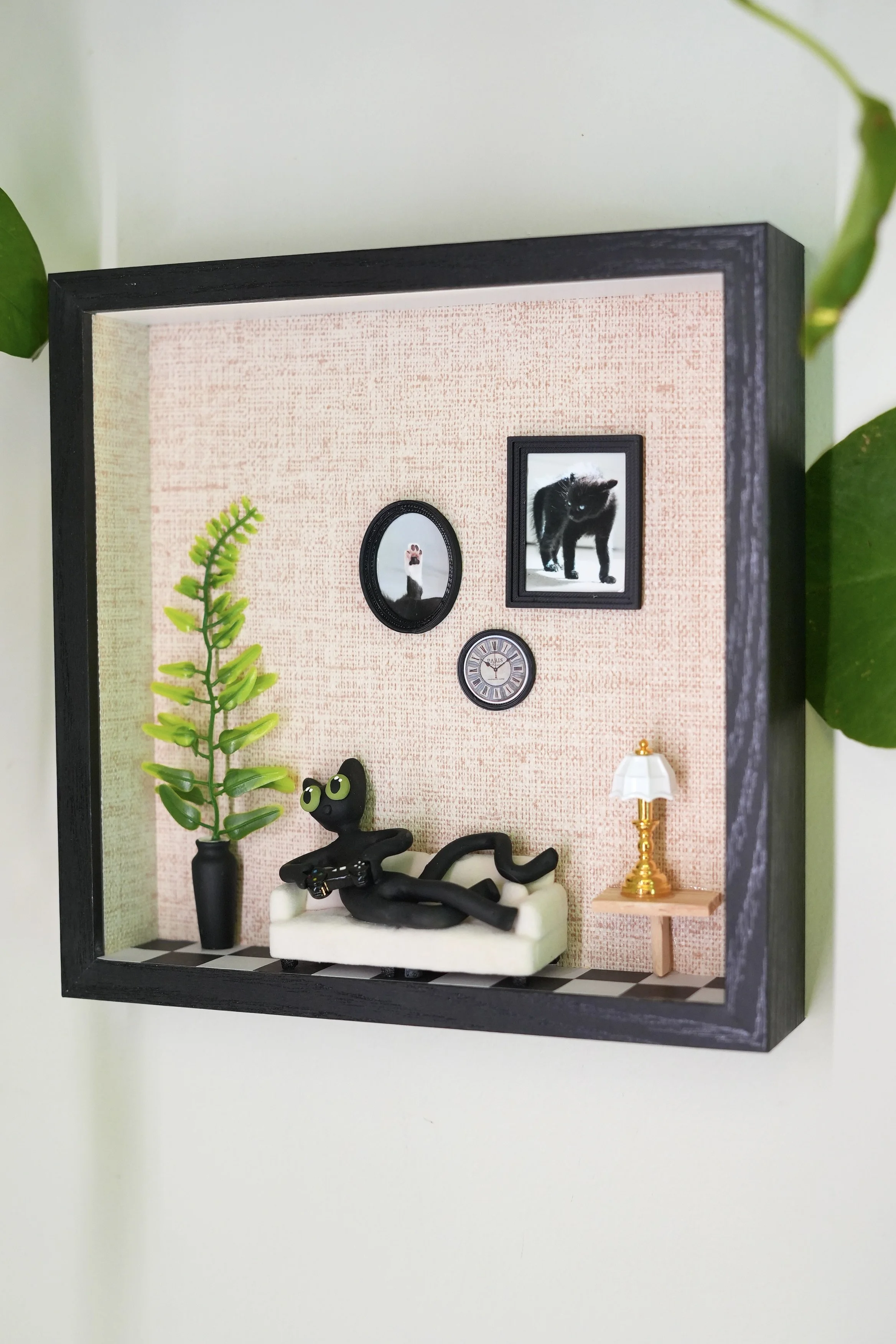 Things to do in Portland, Oregon. Local artist. Unique cat art. Diorama art. Tiana Lenos. Portland Saturday Market. Tiana's Clay. Kiwi the cat. Custom pet art. Cat lover gift. miniatures. 