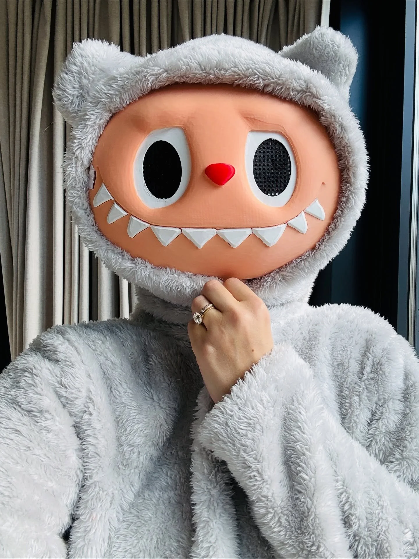 it&rsquo;s fall yall 🖤🧡