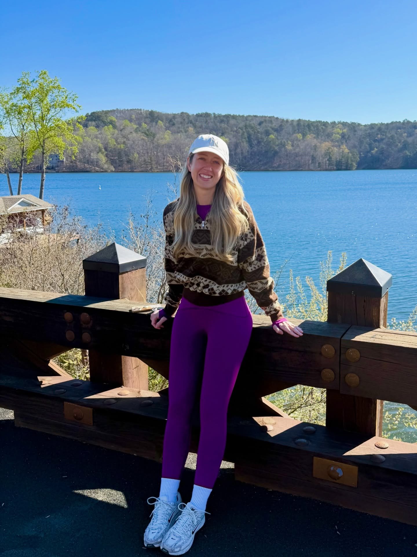 🍑 SISTER TRIP 🍑 down South to see all 3 of our living grandparents and a bunch of family and friends who we love so much. Drove 800 miles from Jacksonville FL to above Atlanta GA, and almost peed my pants laughing every day because my sister is act