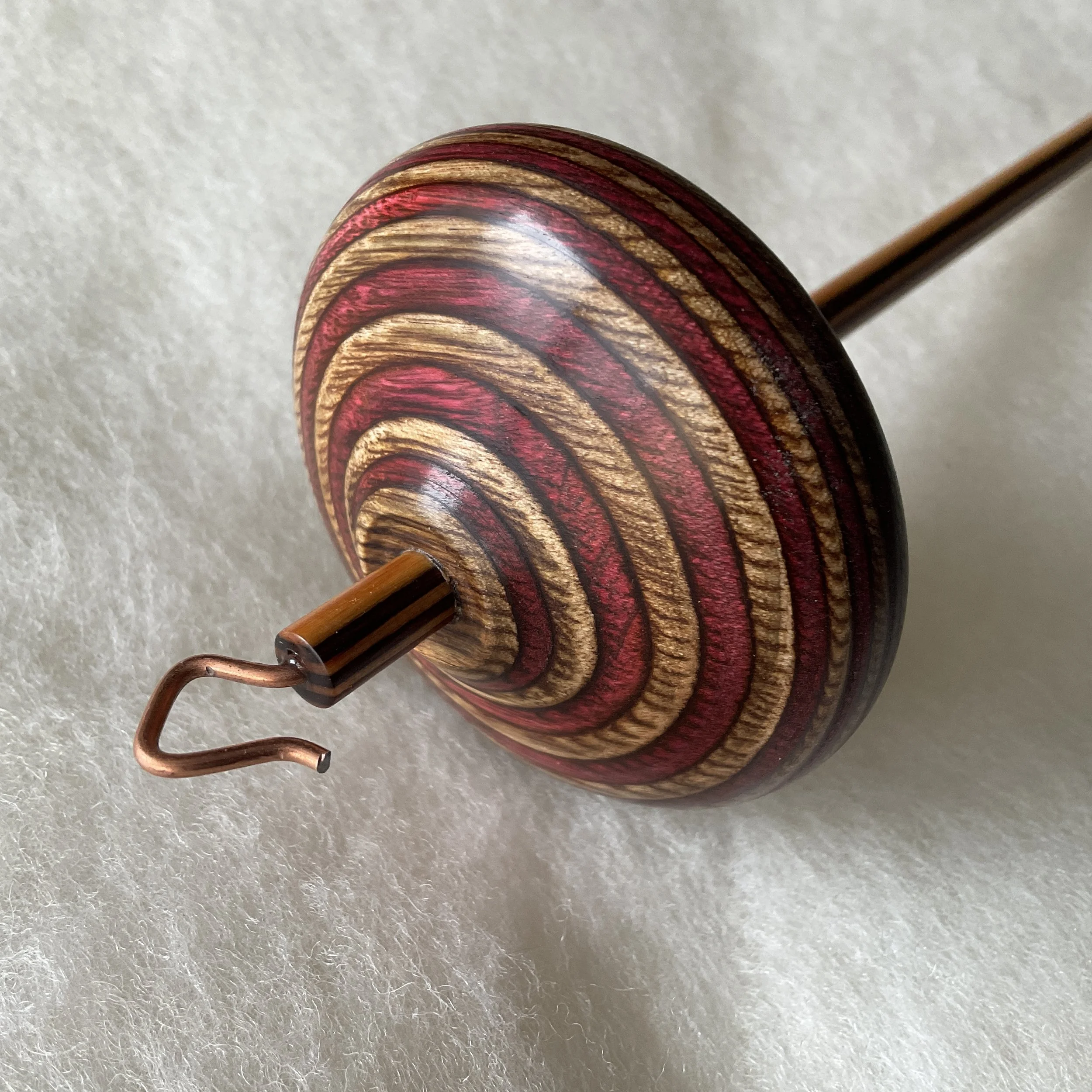 MiniSwan in Cinnamon with Cinnamon Shaft