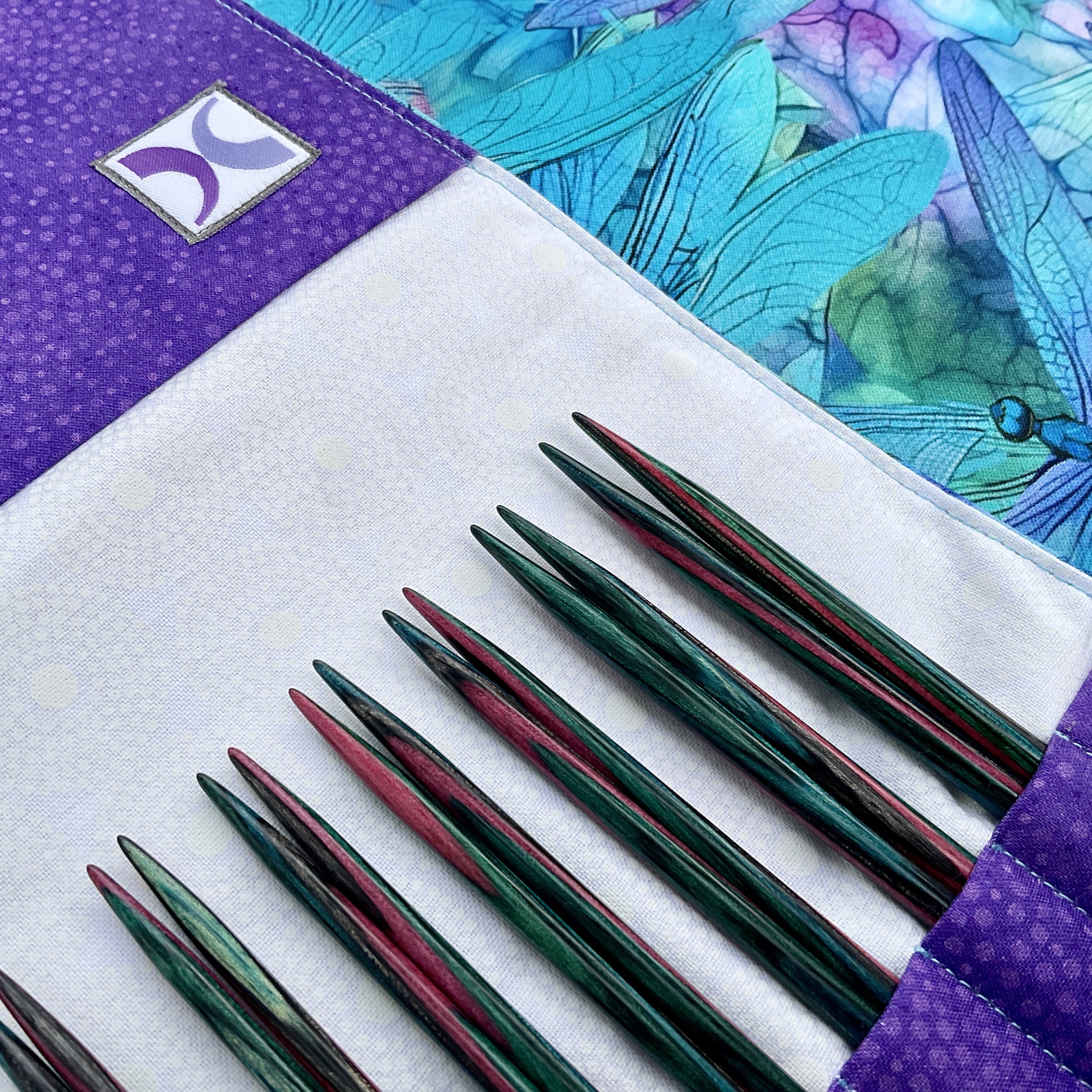 Darn Pretty™ Interchangeable Knitting Needle Set in Winter Sky