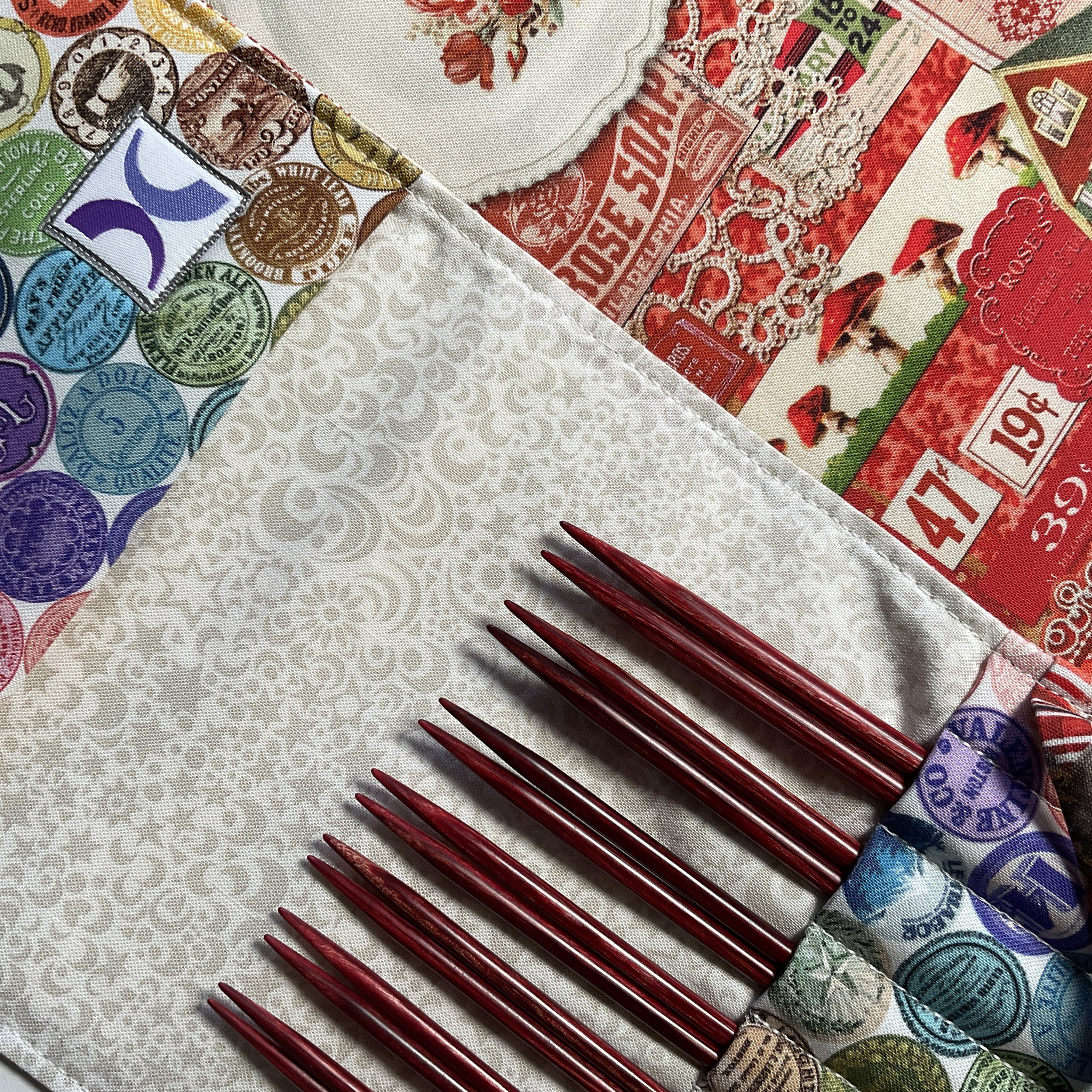 Red Darn Pretty™ Interchangeable Knitting Needle Set