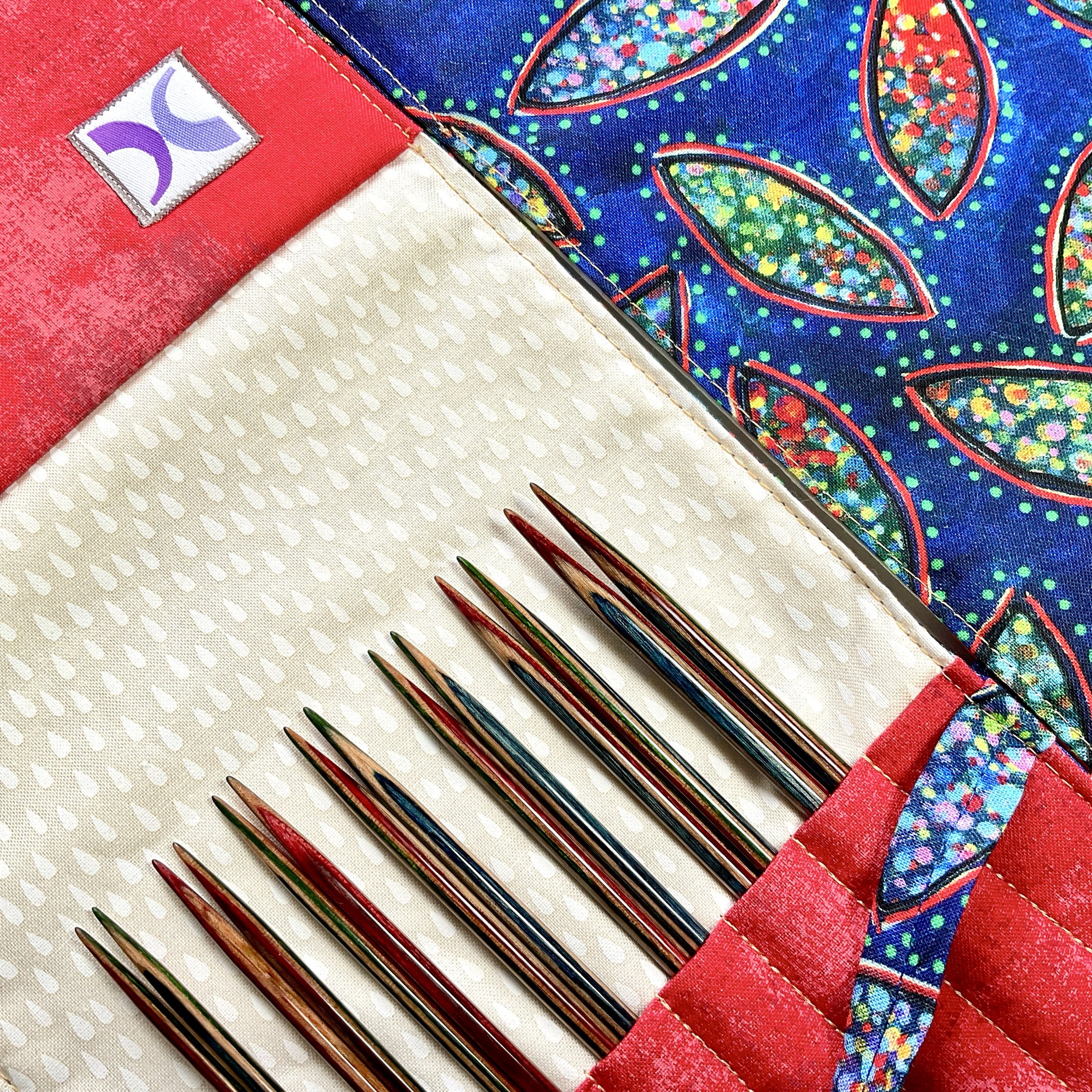 Darn Pretty™ Interchangeable Knitting Needle Set in Salsa