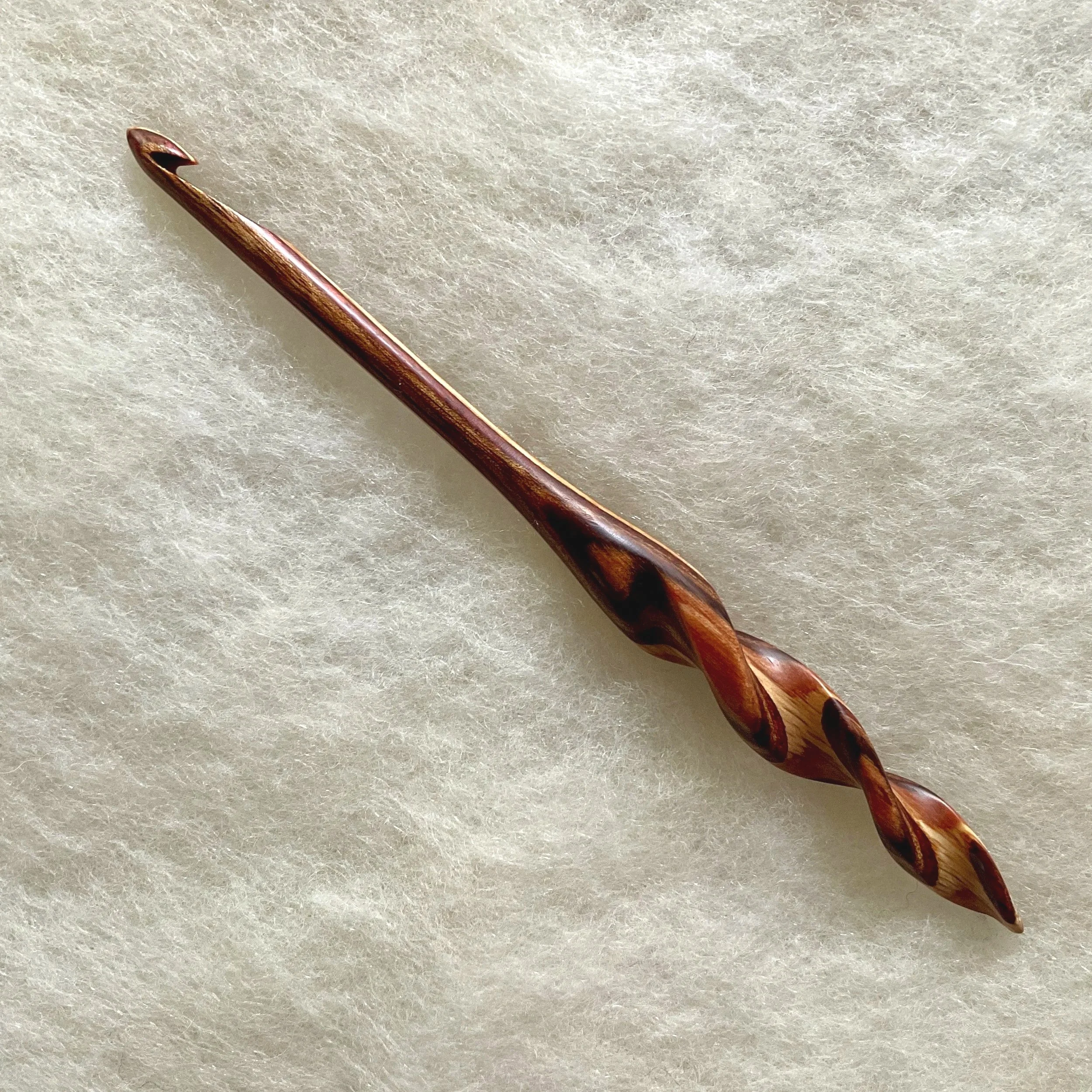 Hazelnut Spiral Flame Crochet Hook US J/6 mm