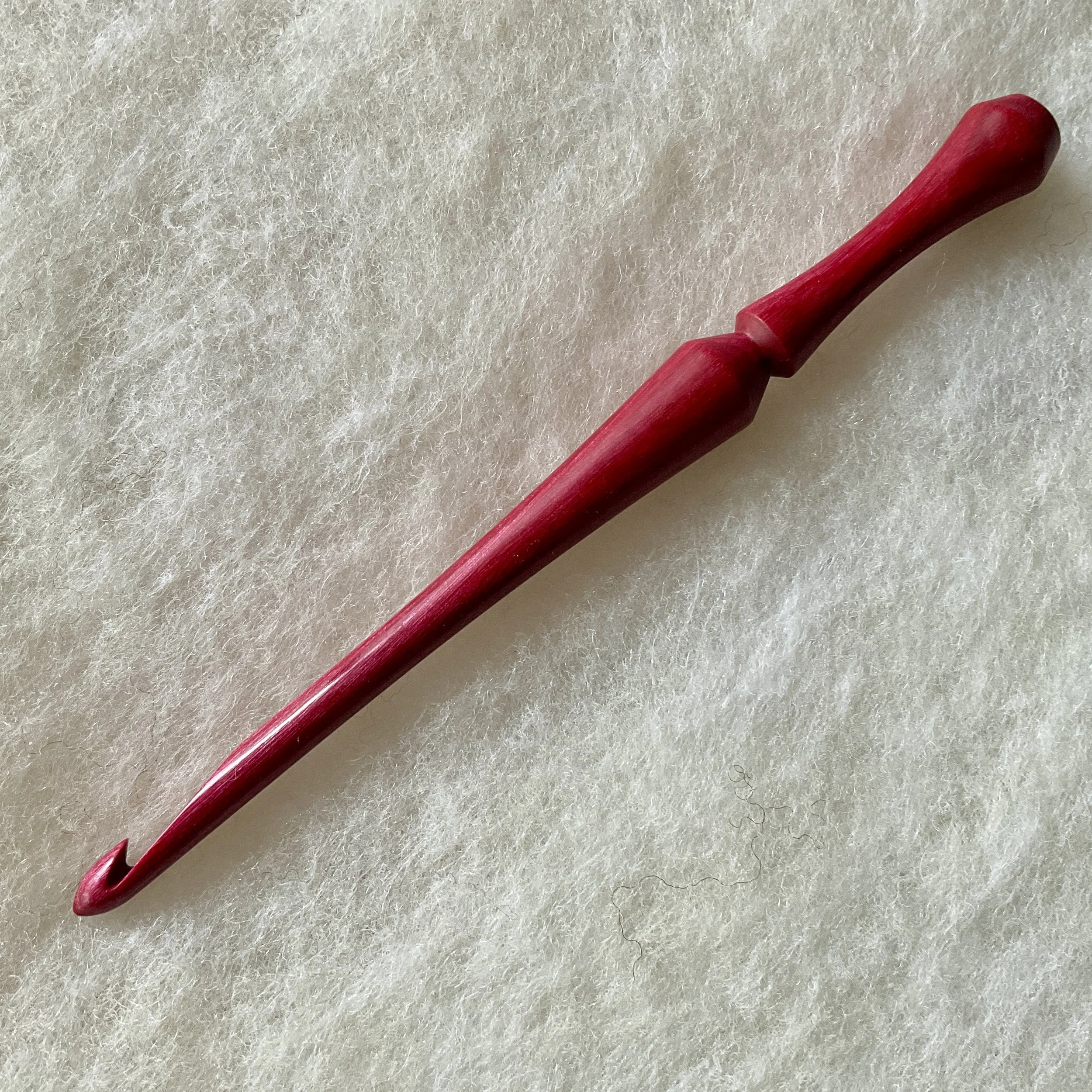 Hummingbird™ Crochet Hook in Pink