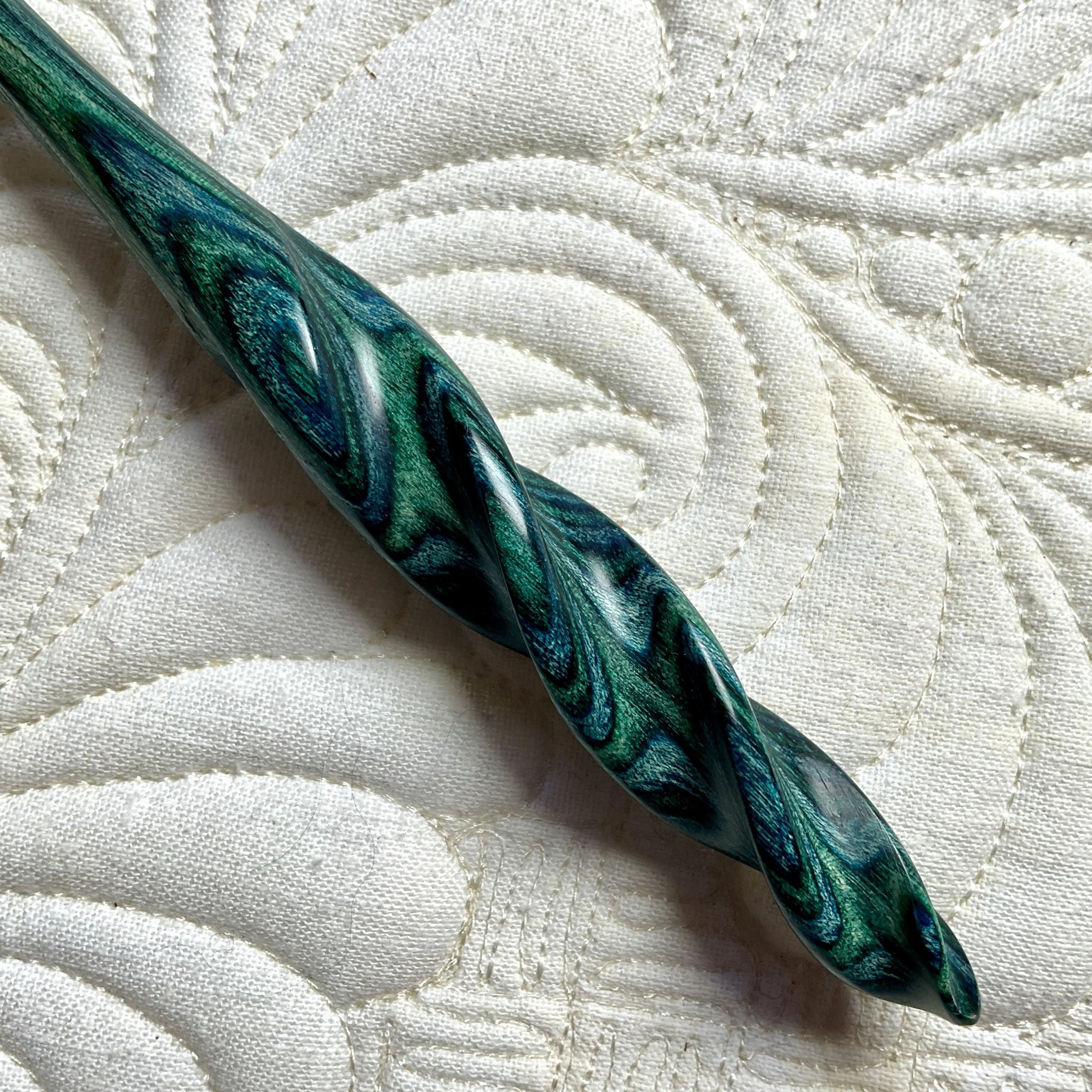 Handle detail, Spiral Flame Crochet Hook, US J/6 mm, in Malachite