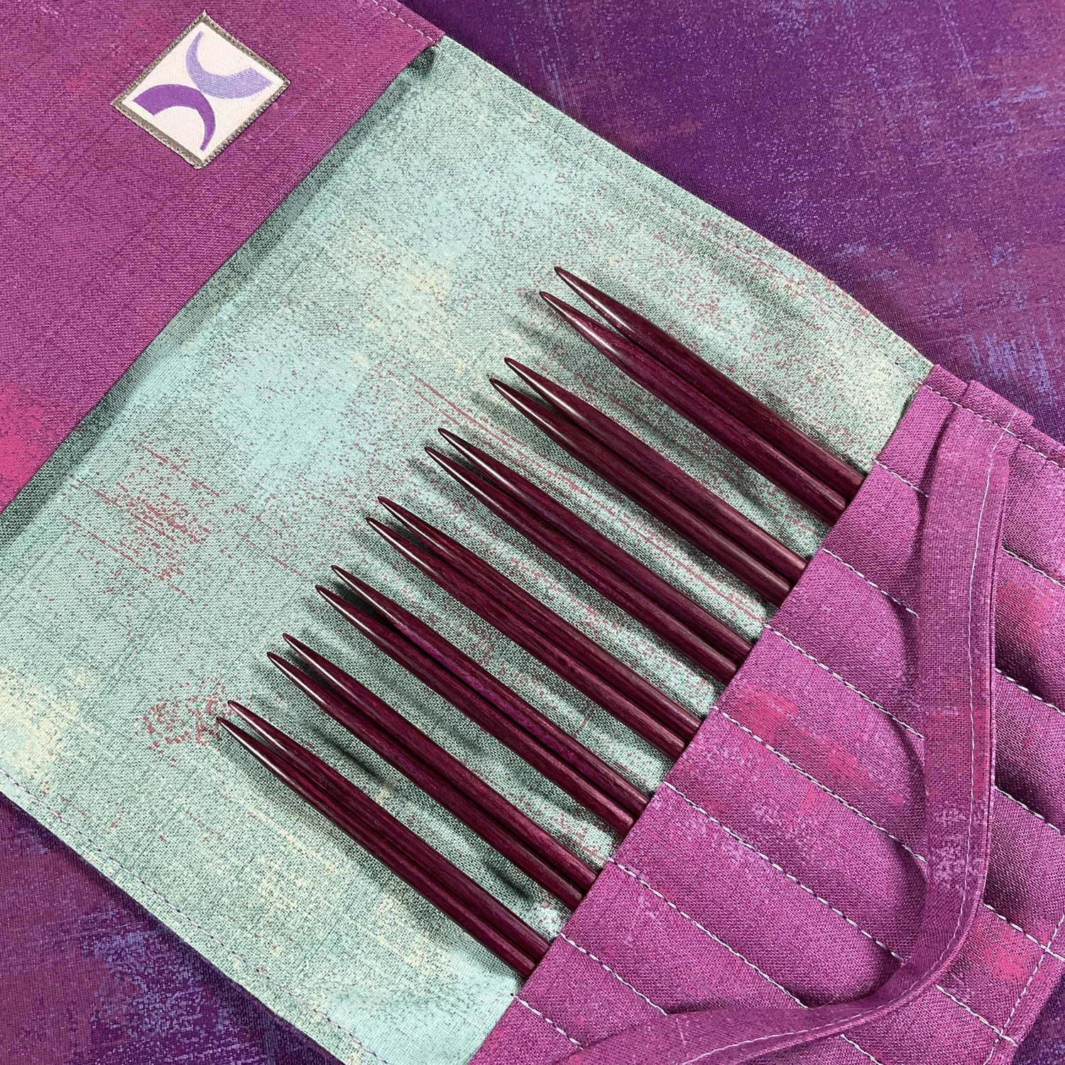 Darn Pretty™ Interchangeable Knitting Needle Set in Purple