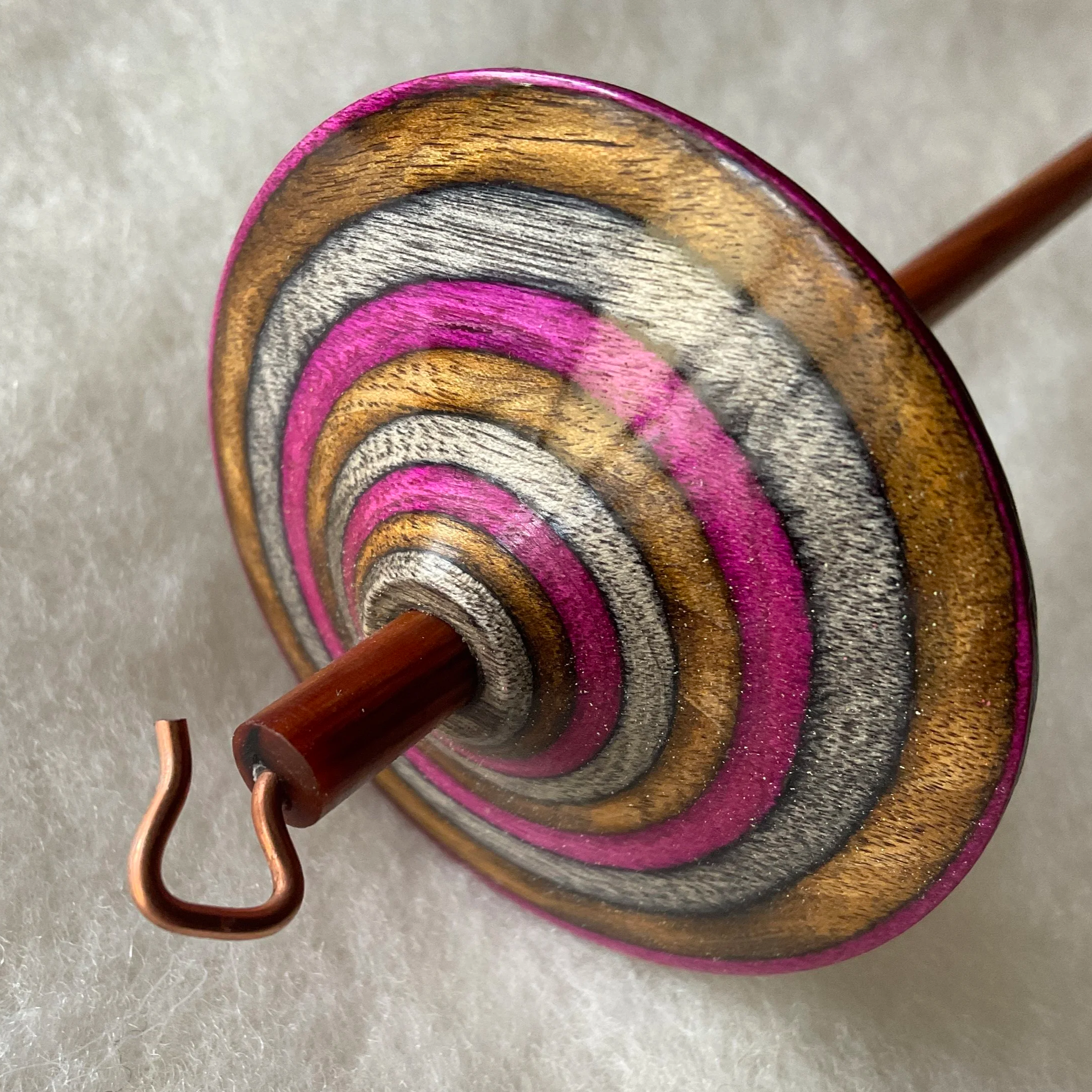 FiberShip Drop Spindle from DyakCraft in Rhododendron color