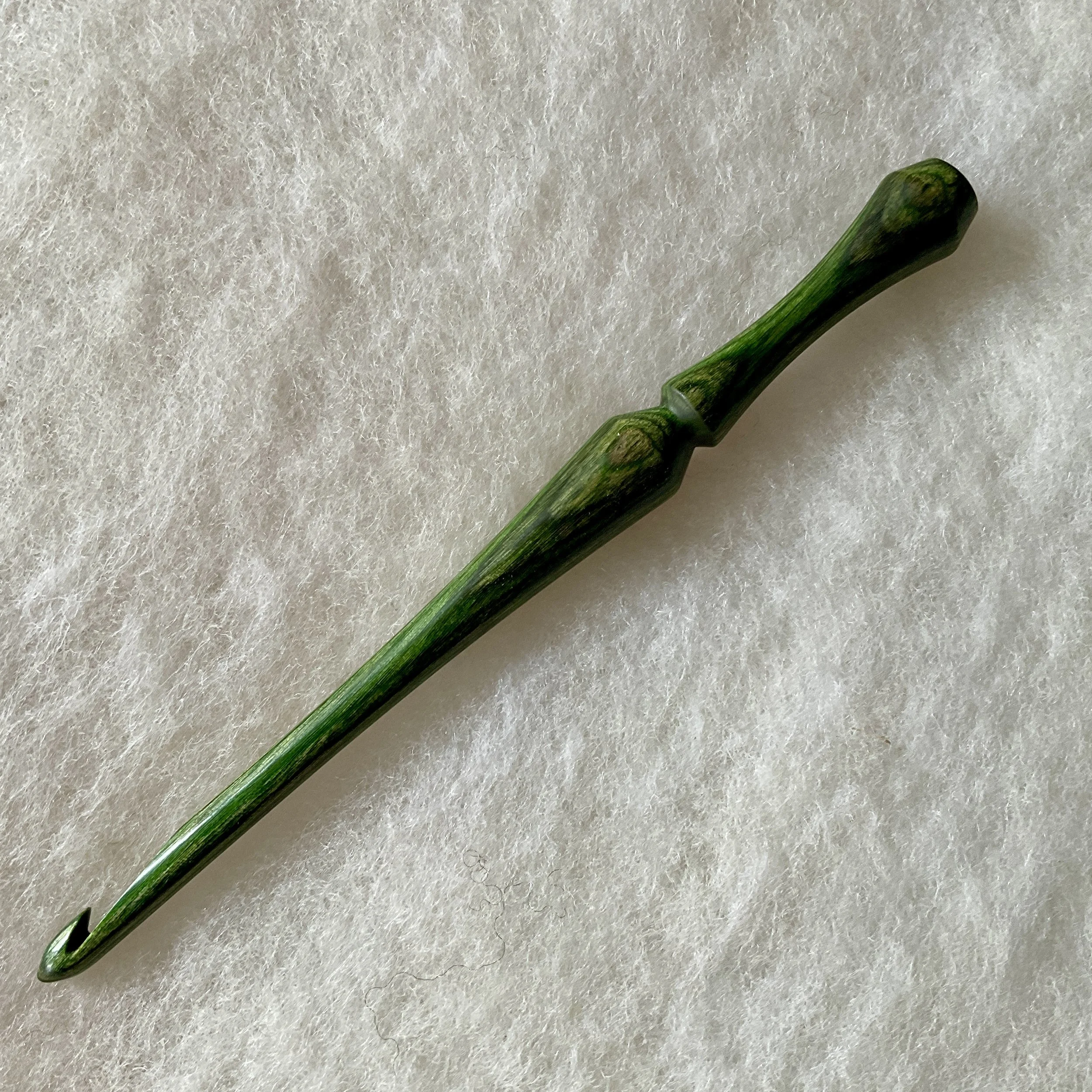 Hummingbird™ Crochet Hook in Green