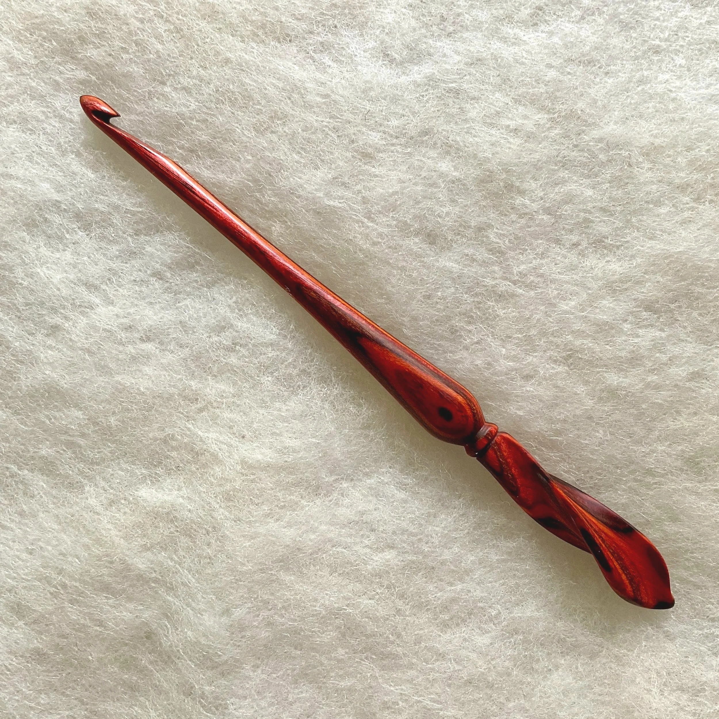 Sonora Spiral Flame Crochet Hook US H/5 mm