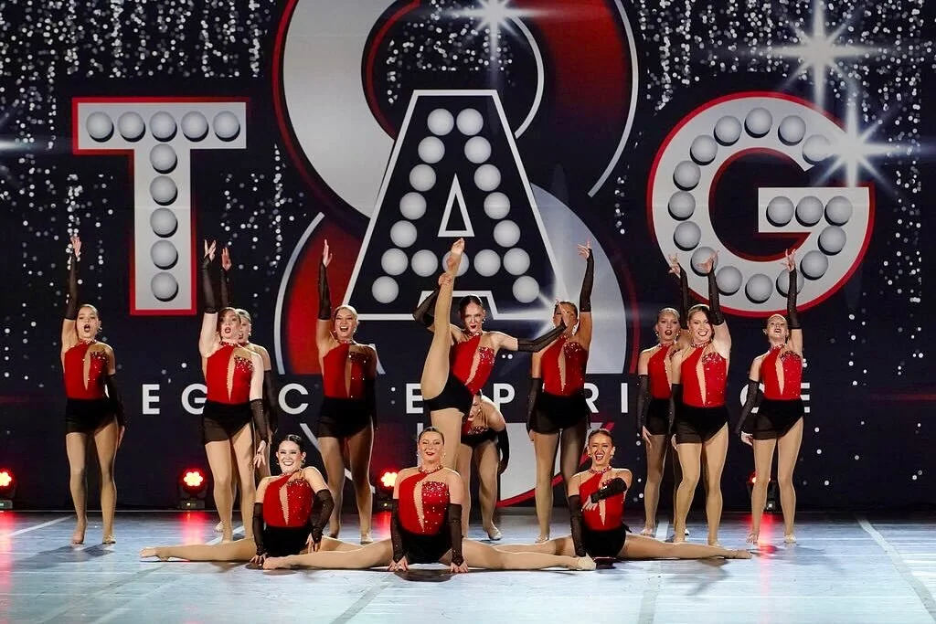 ❤️❤️❤️

#danceetc #deproud #morethanjustdance @stage8dance