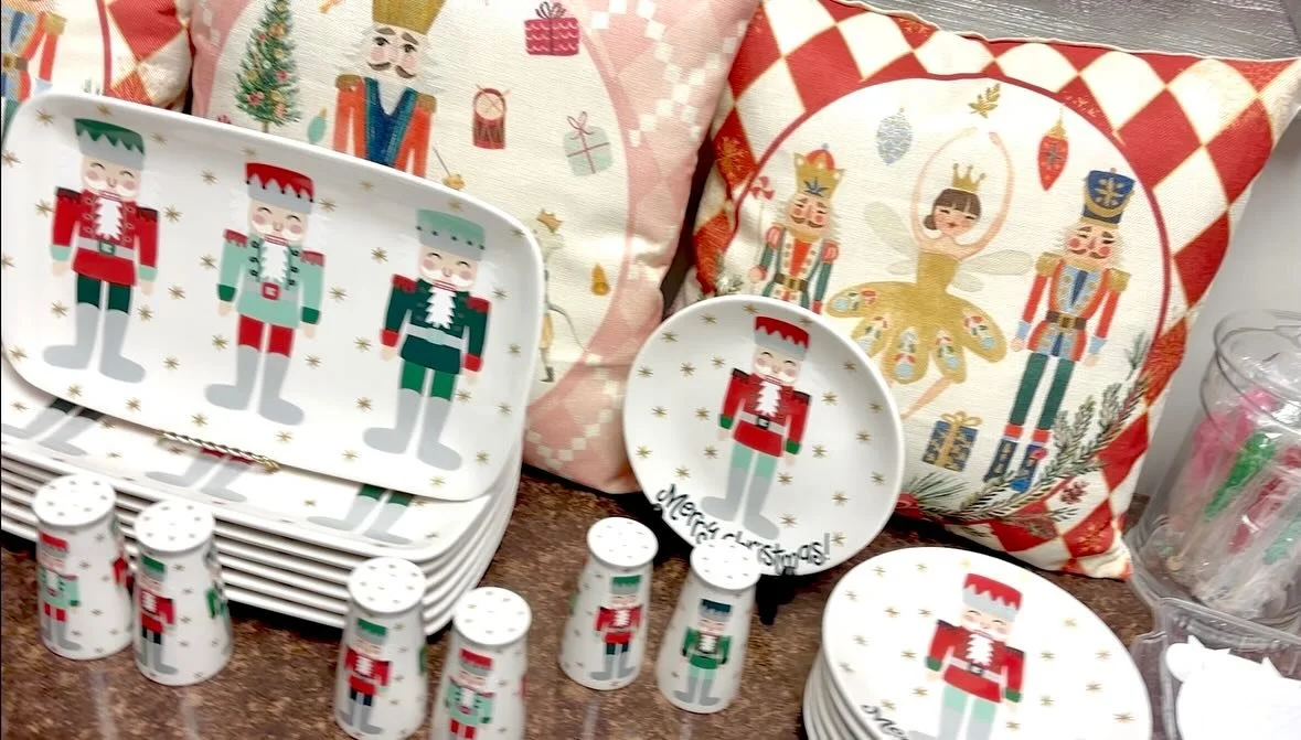 Lots of Nutcracker and Christmas gift ideas! Stop by The Dance Shoppe to check out these holly-jolly selections and more 

Open Mondays-Thursdays 3:30-7:00

@thedanceshoppeky @danceetcstudioofdance

Music: This Christmas
Musician: AlexiAction
Site: h