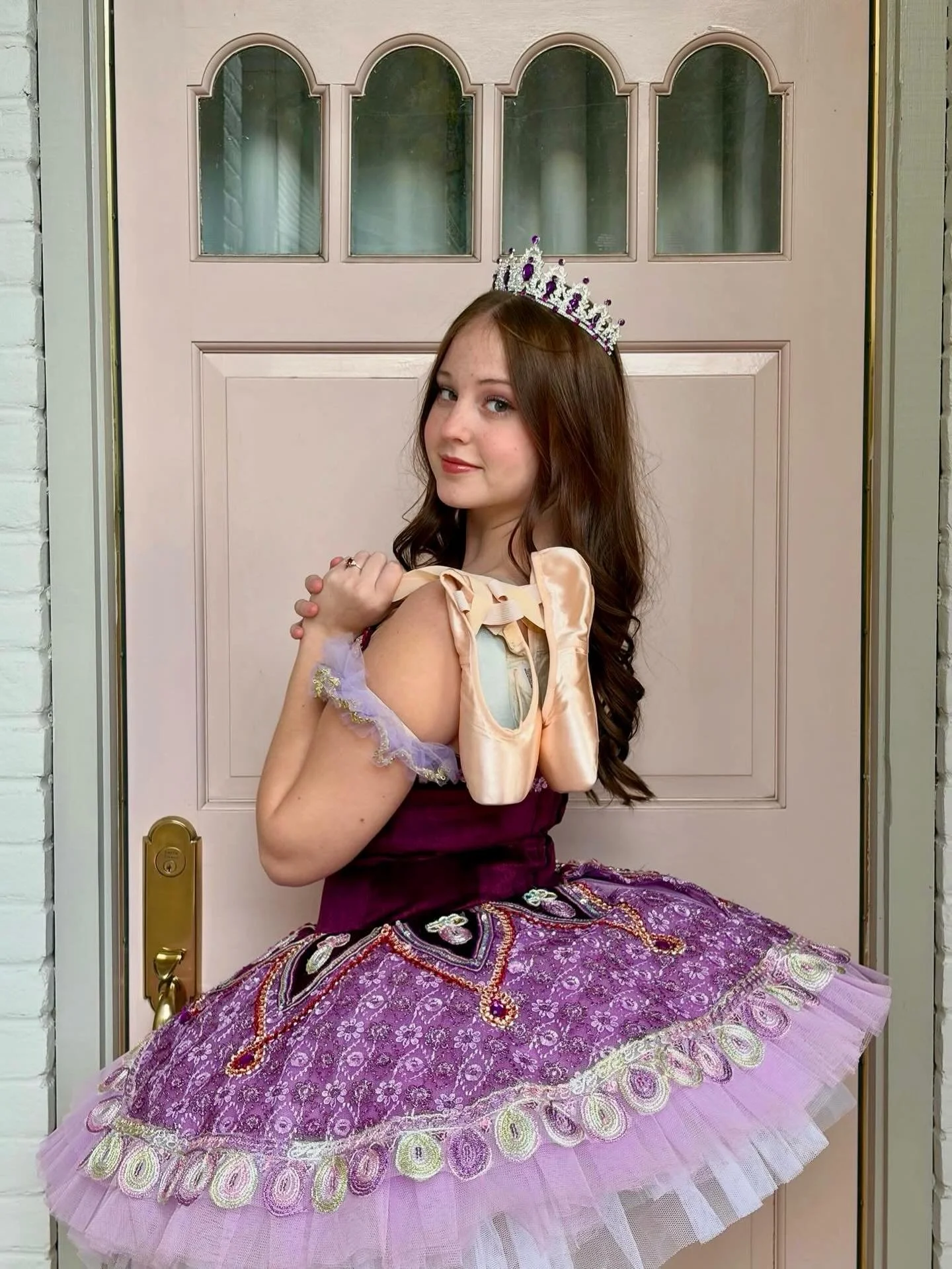 The beautiful and graceful @taylorpoe71 as our Cast I Sugar Plum Fairy 💜

#danceetc #deproud #morethanjustdance #denutcracker2025