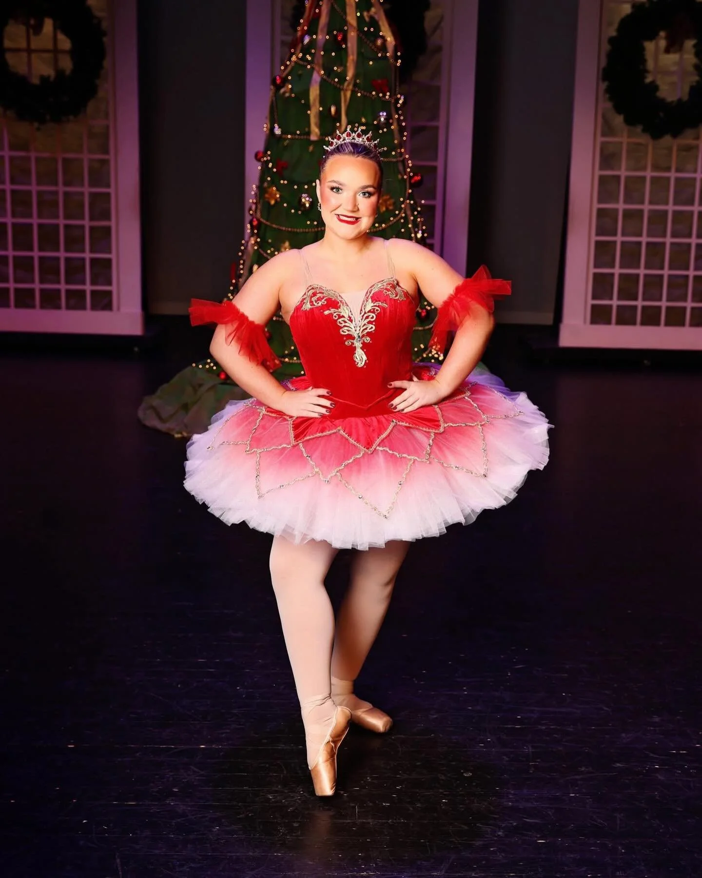 The beautiful @_aubreygrace_22 as our Cast I Peppermint Princess ❤️🤍❤️🤍

Photos taken by @angiec_photography 📸 

#danceetc #deproud #morethanjustdance #denutcracker2025
