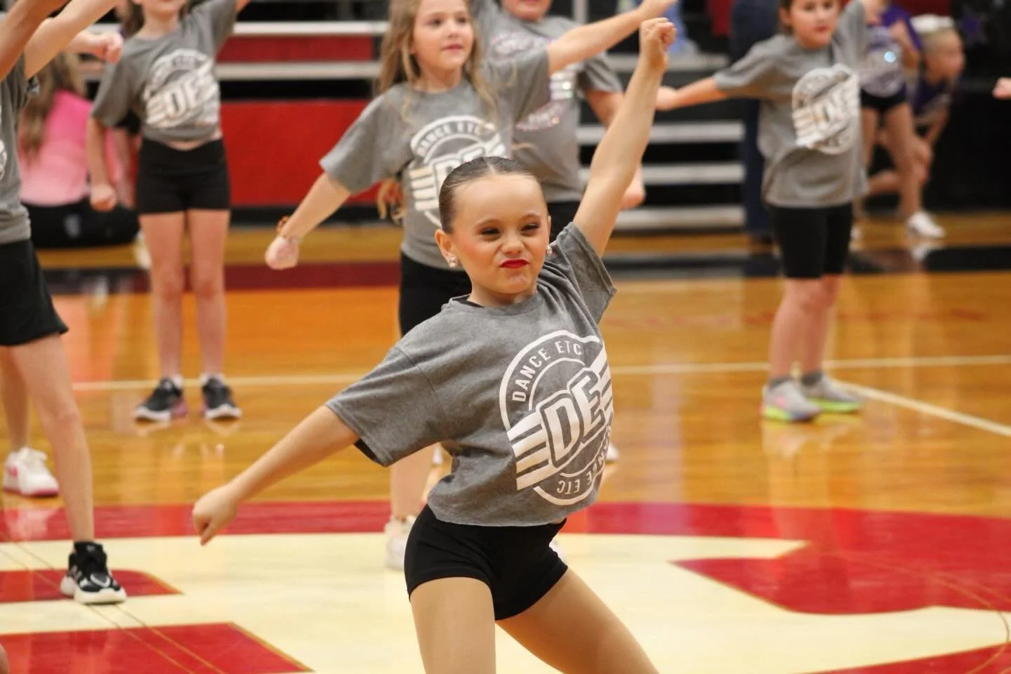 Feel that beat! 🎶 

Jenny Wiley Festival Performance 2025 
#danceetc #deproud #morethanjustdance