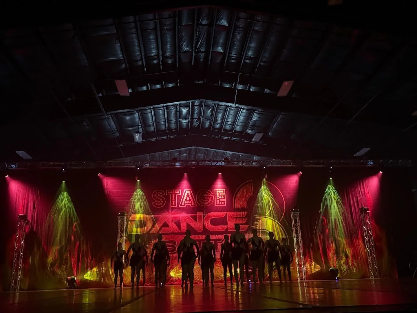 🔥🔥🔥

#danceetc #deproud #morethanjustdance @stage8dance #thedancebattle