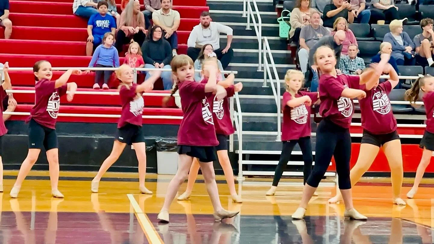 DE dancers performing at the Jenny Wiley Festival ❤️

#danceetc #deproud #morethanjustdance