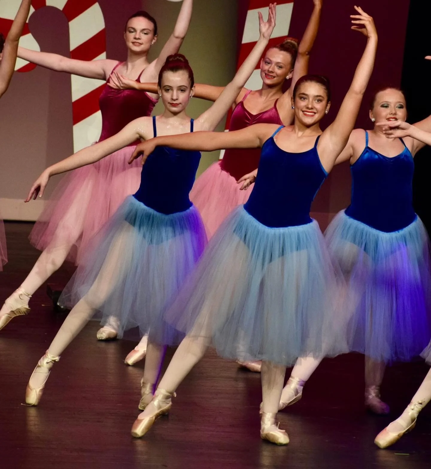 Gumdrops! ✨🩷💙💚💜✨

#danceetc #deproud #morethanjustdance #denutcracker2025