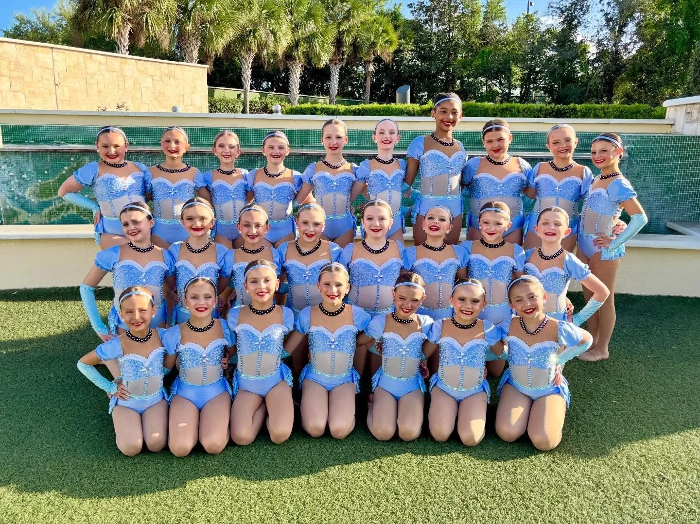 Hold on to your glass slippers! These Cinderellas are taking on Nationals 2026 🩵

#danceetc #deproud #morethanjustdance @stage8dance #grandfinale