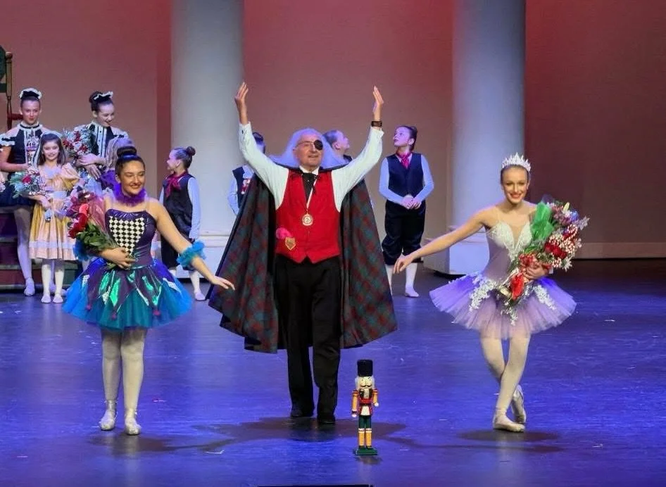 👏 👏 👏 

#danceetc #deproud #denutcracker2025