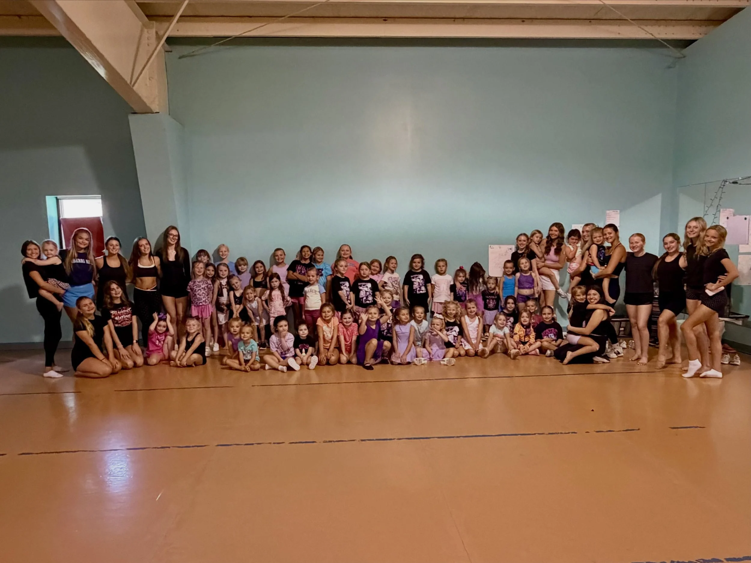 A huge thank you to everyone who attended the KPop Day Camp with Senior Elite! We danced, we laughed, we had a blast