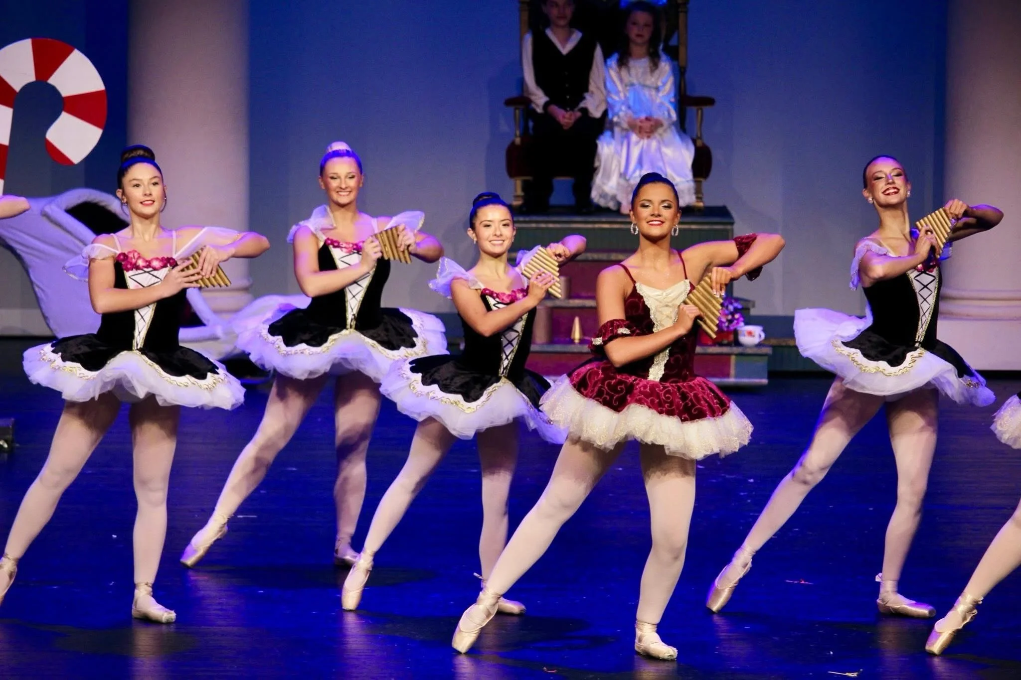 Dance of the Reed Flutes 🎶 🩰 🪈 🎶 

#denutcracker2025 #danceetc #morethanjustdance