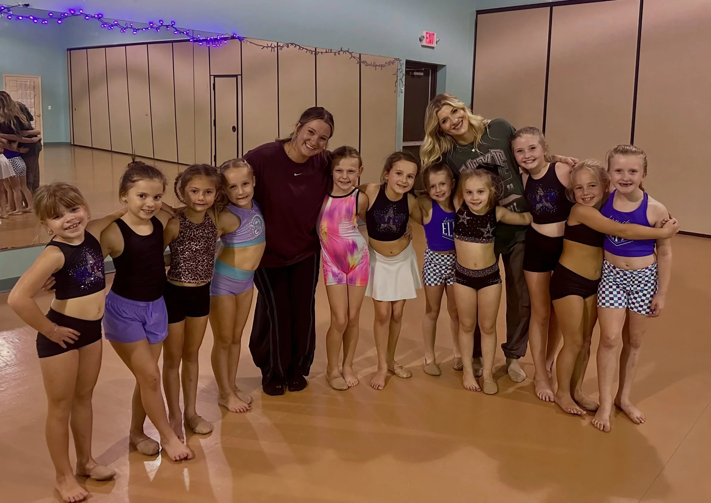 DE Mini Prep Elite enjoying our Fall Intensive with @sharaiagoble and @asclough