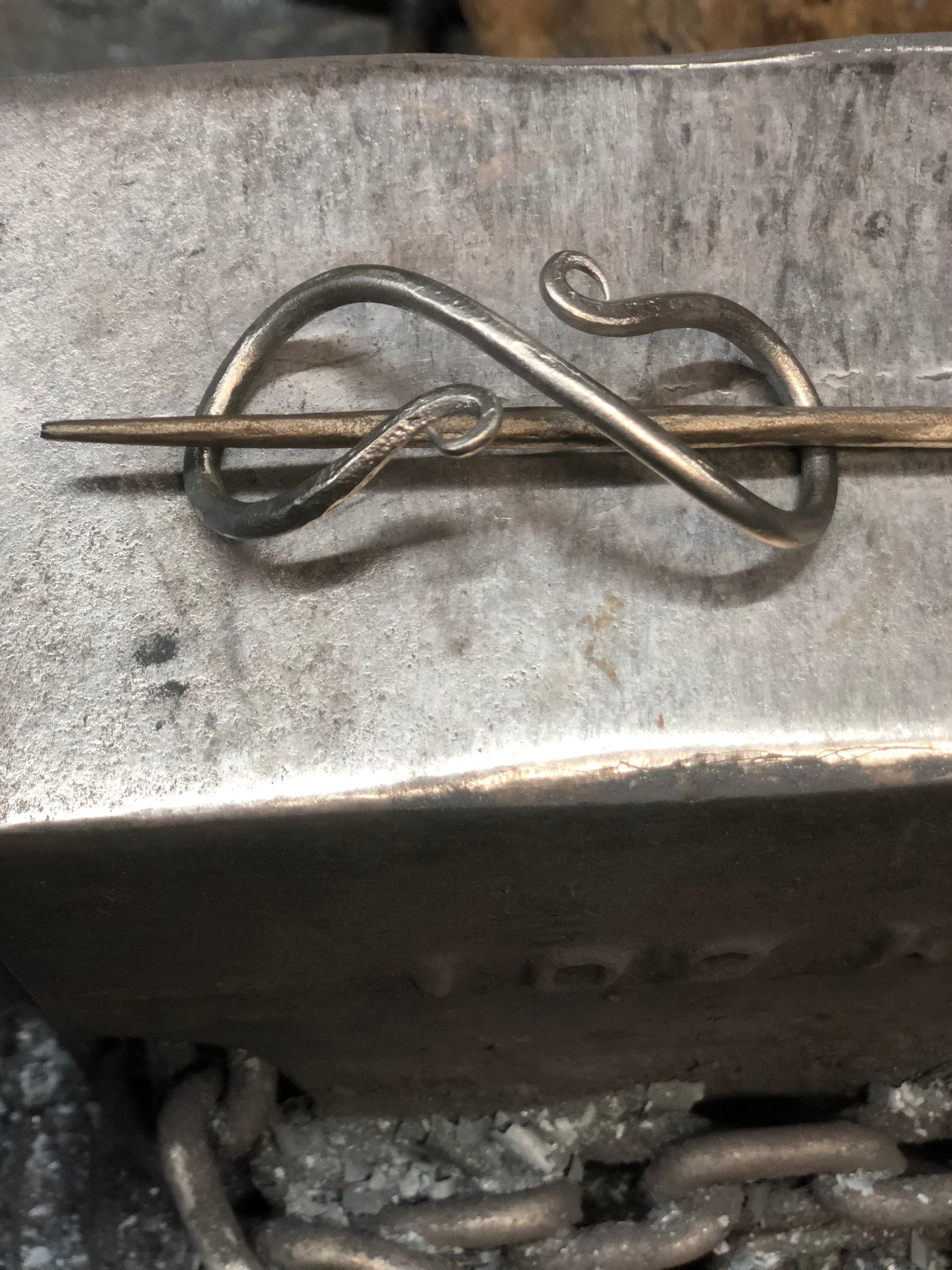 https://i.etsystatic.com/19341723/r/il/2c25b5/3228500486/il_fullxfull.3228500486_8t1l.jpg