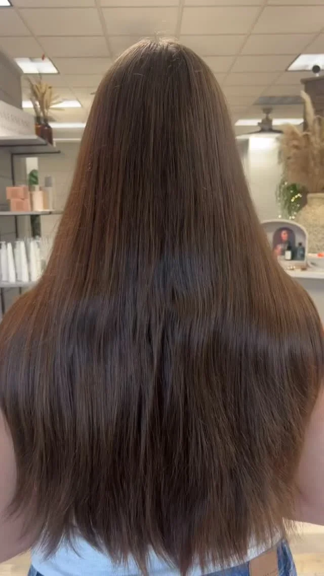 big Fall chop for new guest 
.
#innersenseorganicbeauty #kathycutmyhair #hanzonation #blairsvillehairstylist