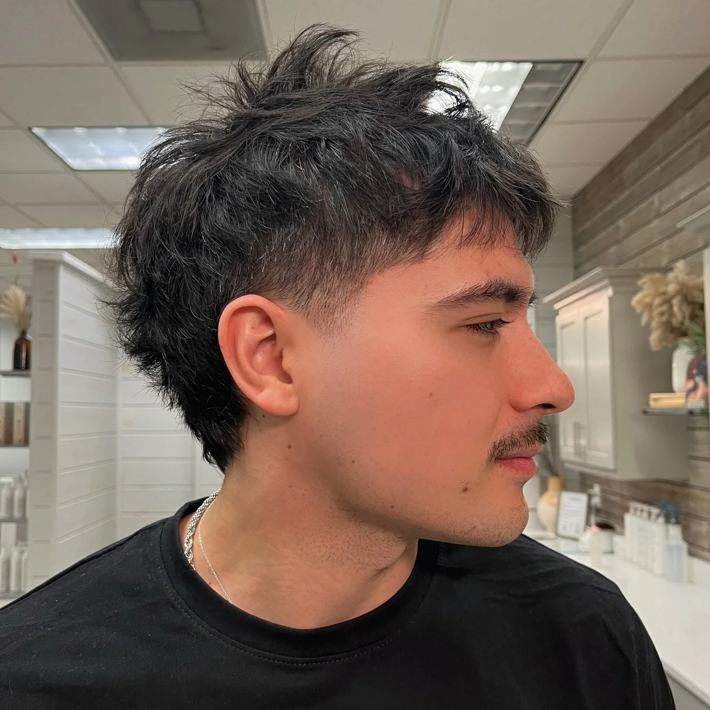 Cool style for new guest 
#wahlpro #andistoutliner #hanzonation #kathycutmyhair