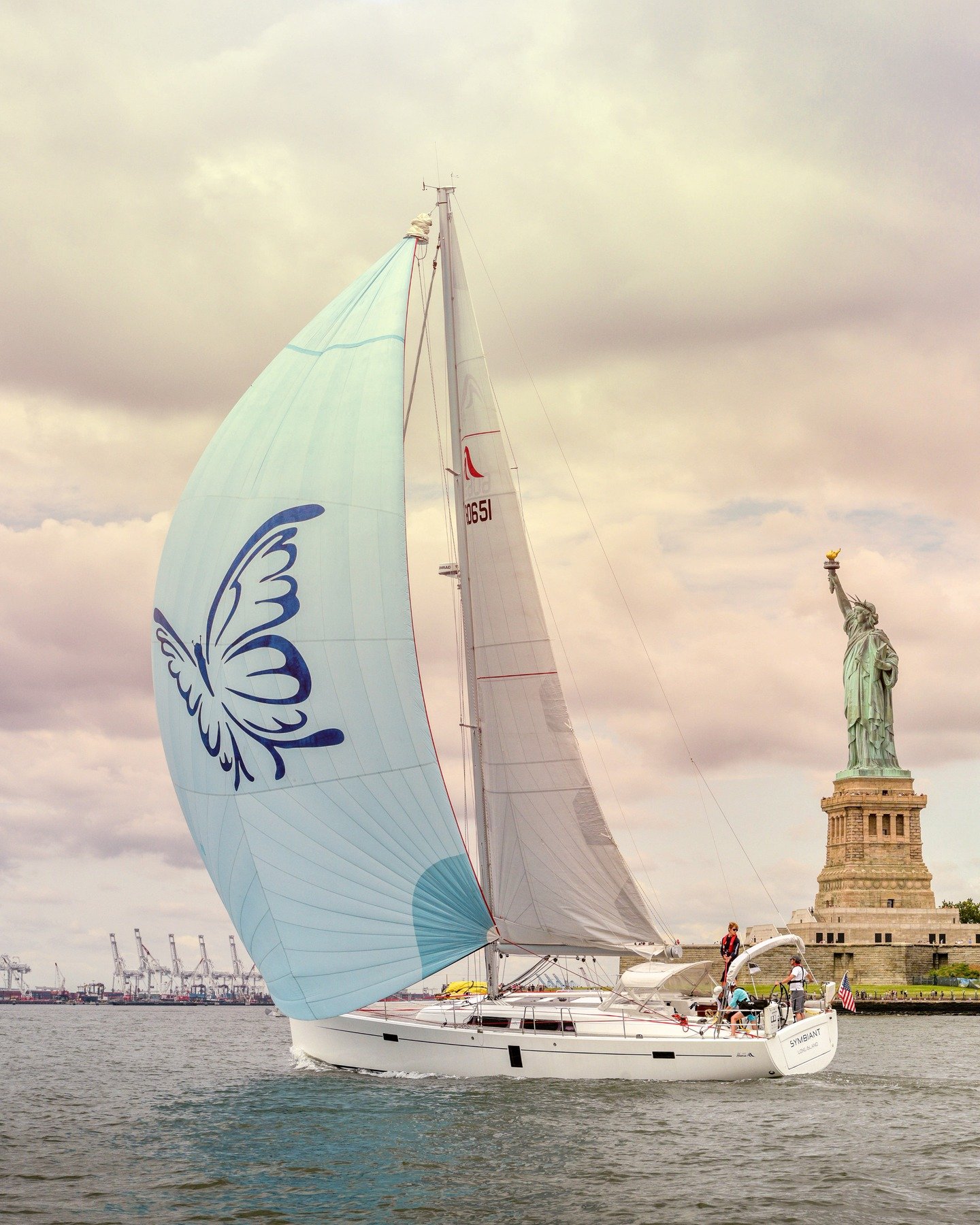 Folks, it's March! In honor of being just on the verge of butterfly season, here's Symbiant, a Hanse 445, at the start of the 2018 ALIR sporting a kite that is apropros to the season.

It's 17 days until spring and less than 143 days to the start of 