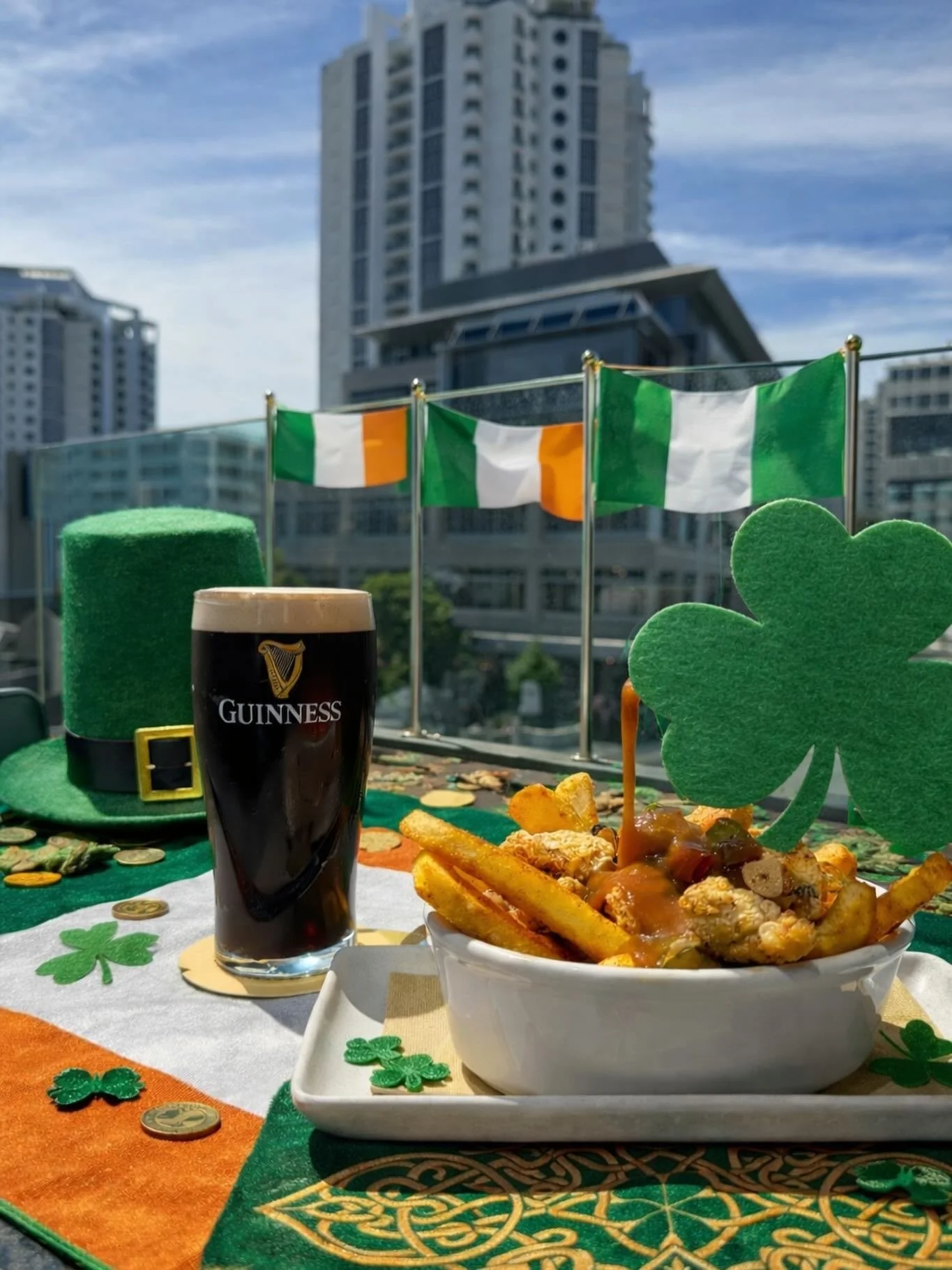 Our Famous Spice Bag! 😋

There is only one place to be this NYD!
The Tea Gardens New Year&rsquo;s Day is IRISH NYE!
Live Stream from Dublin for the NYE countdown!
Doors at 7&hellip; see you soon 💚🤍🧡