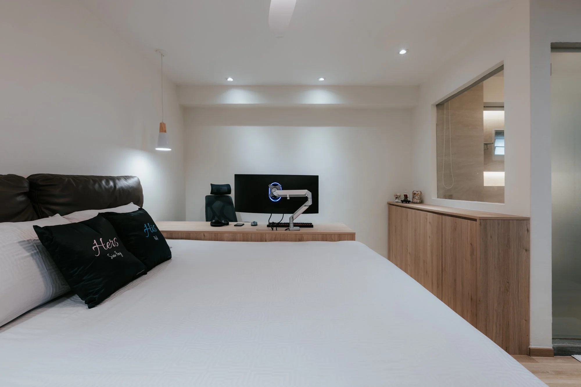 Woodlands Interior LR9.jpg