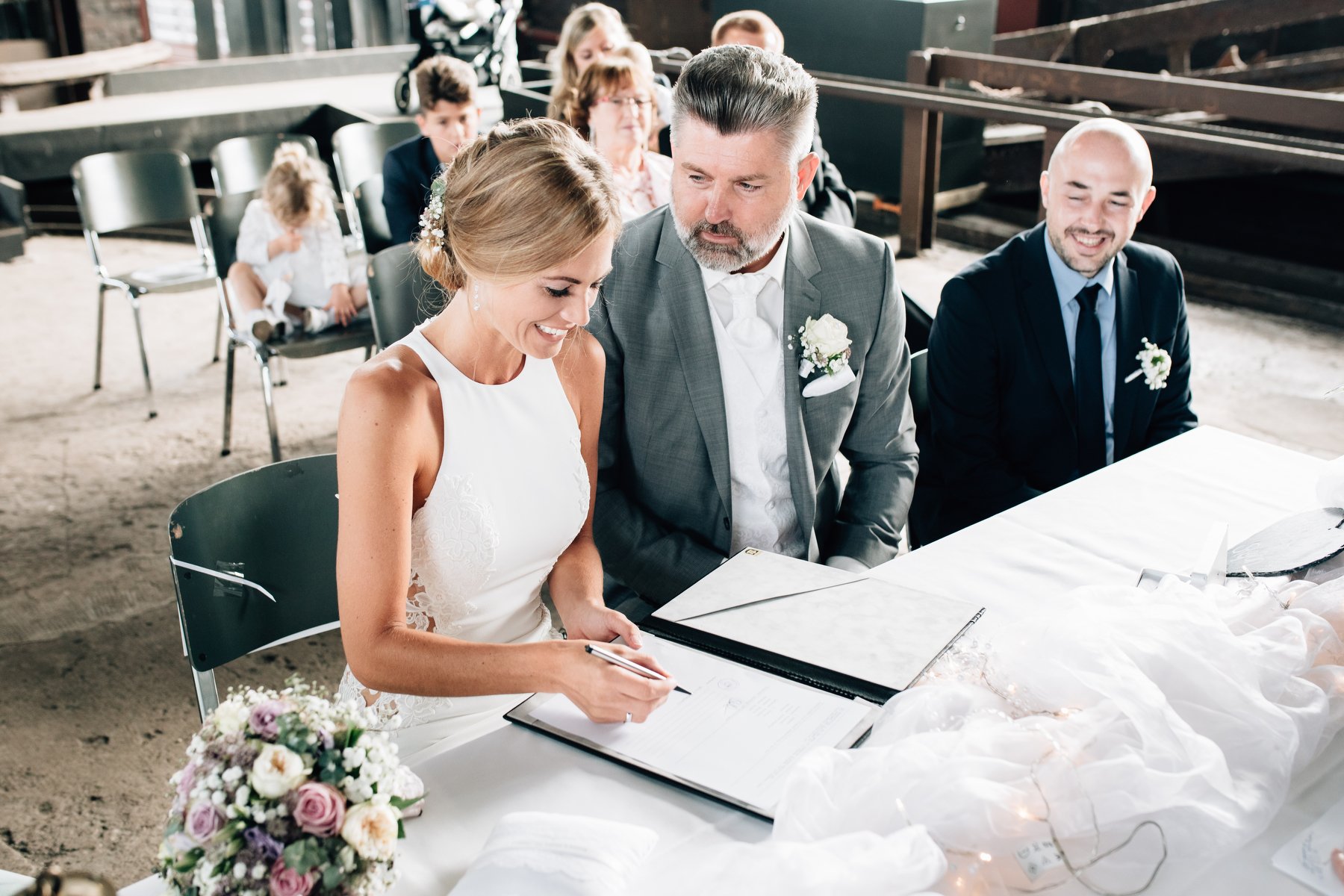 Hochzeitsfotograf Essen Claudia Krawinkel Fotografie Zeche Zollverein Schloss Hugenpoet 57.JPG